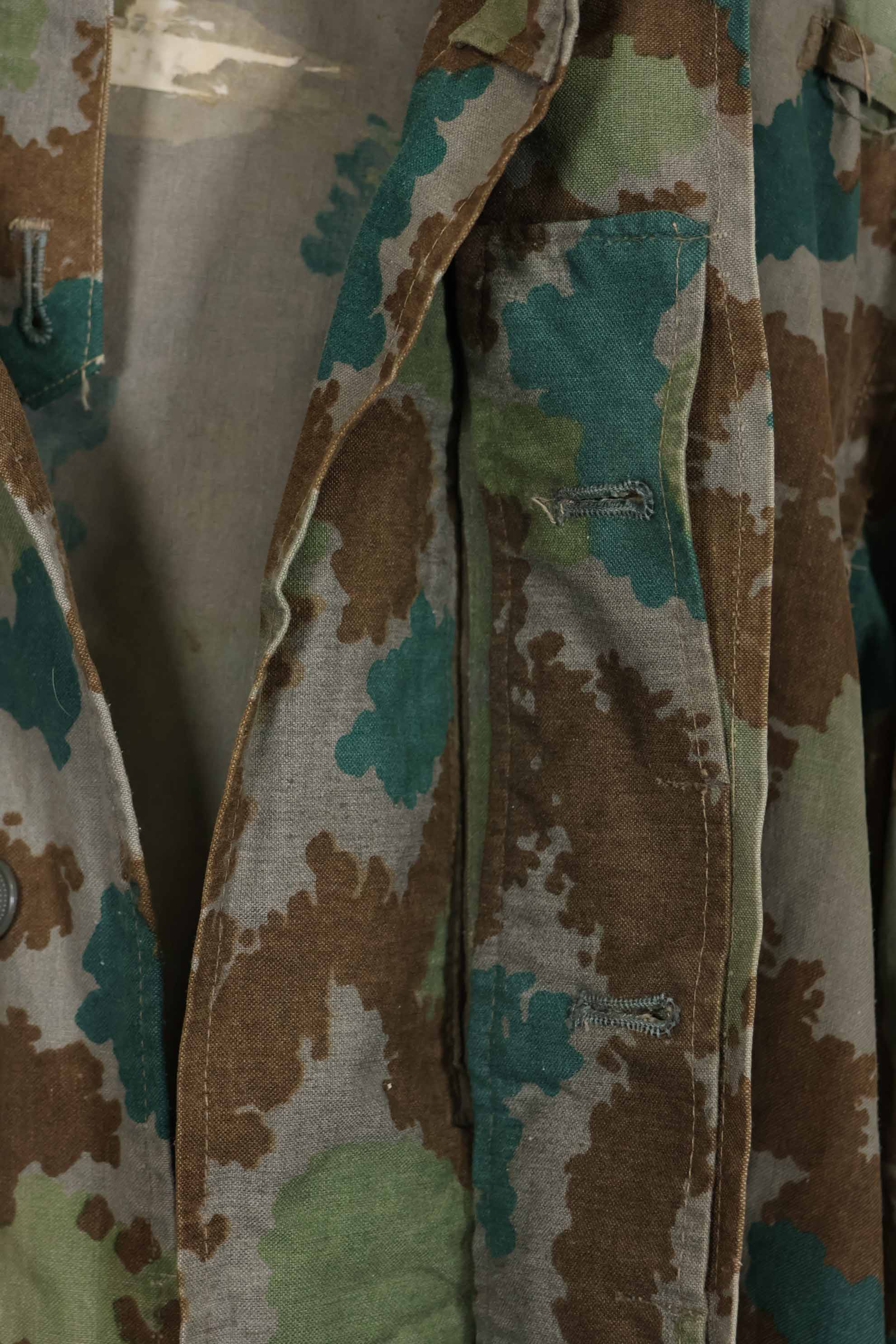 1960 年东德 NVA M58 布卢门森迷彩狙击手罩衫