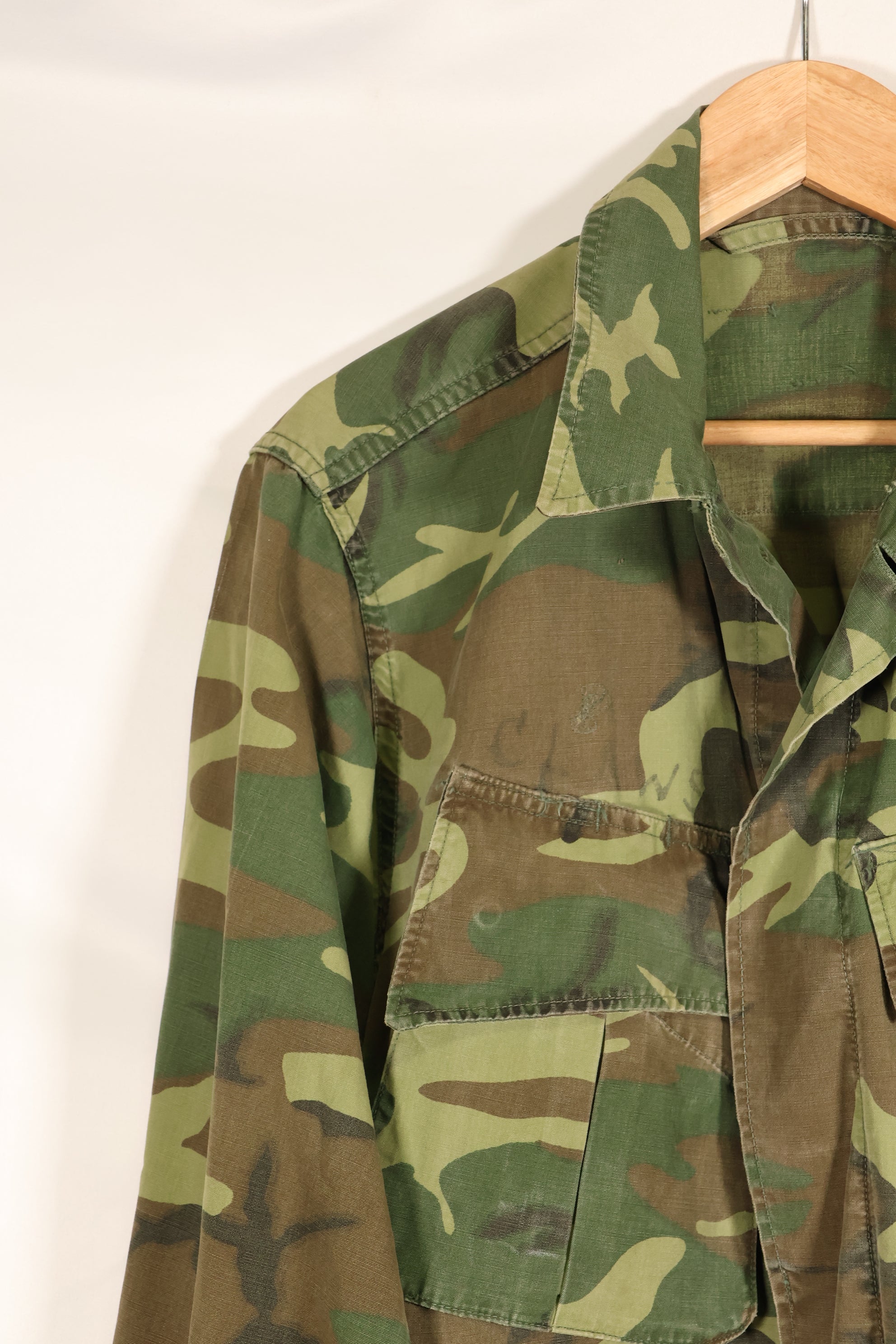1967年頃契約　サイズタグ欠損　初期プリント　USMC ノンリップ ERDL ジャングルファティーグ　ジャケット　中古品