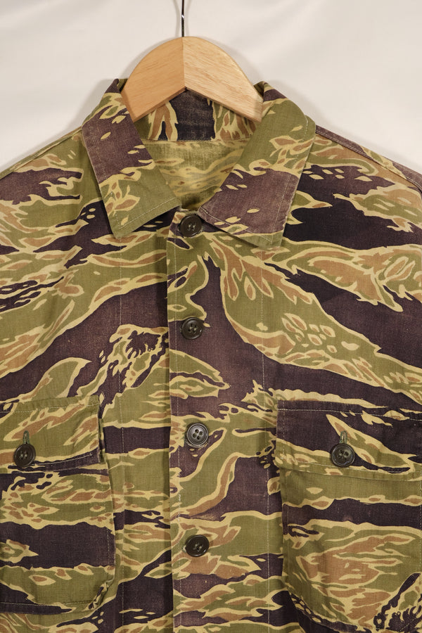 実物　レイトウォーパターン　USサイズ　タイガーストライプ　シャツ　ポケット改造あり　中古品