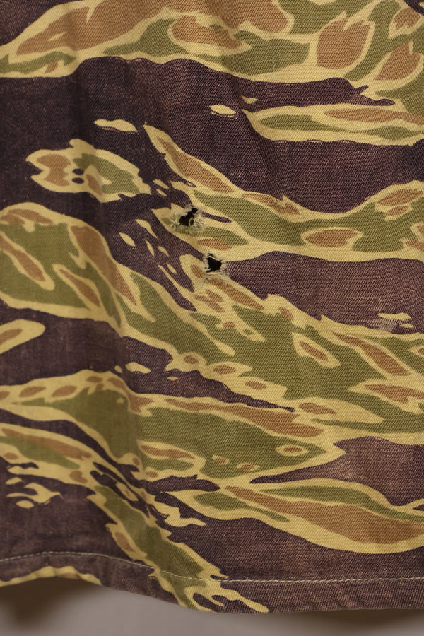 実物　レイトウォーパターン　USサイズ　タイガーストライプ　シャツ　ポケット改造あり　中古品