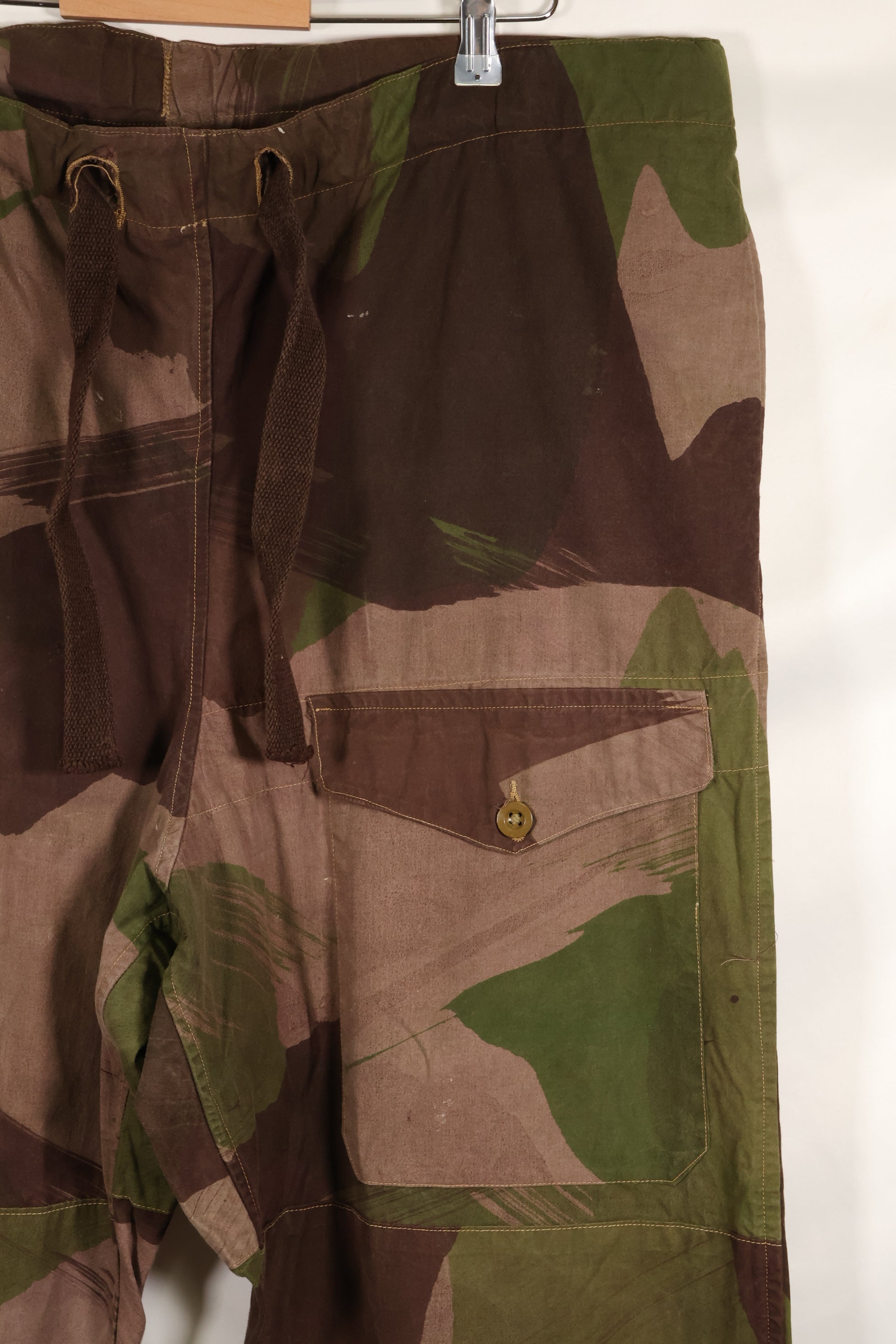 実物　イギリス軍　SAS トラウザーズ　WINDPROOF 迷彩パンツ　サイズ No.5　 中古品