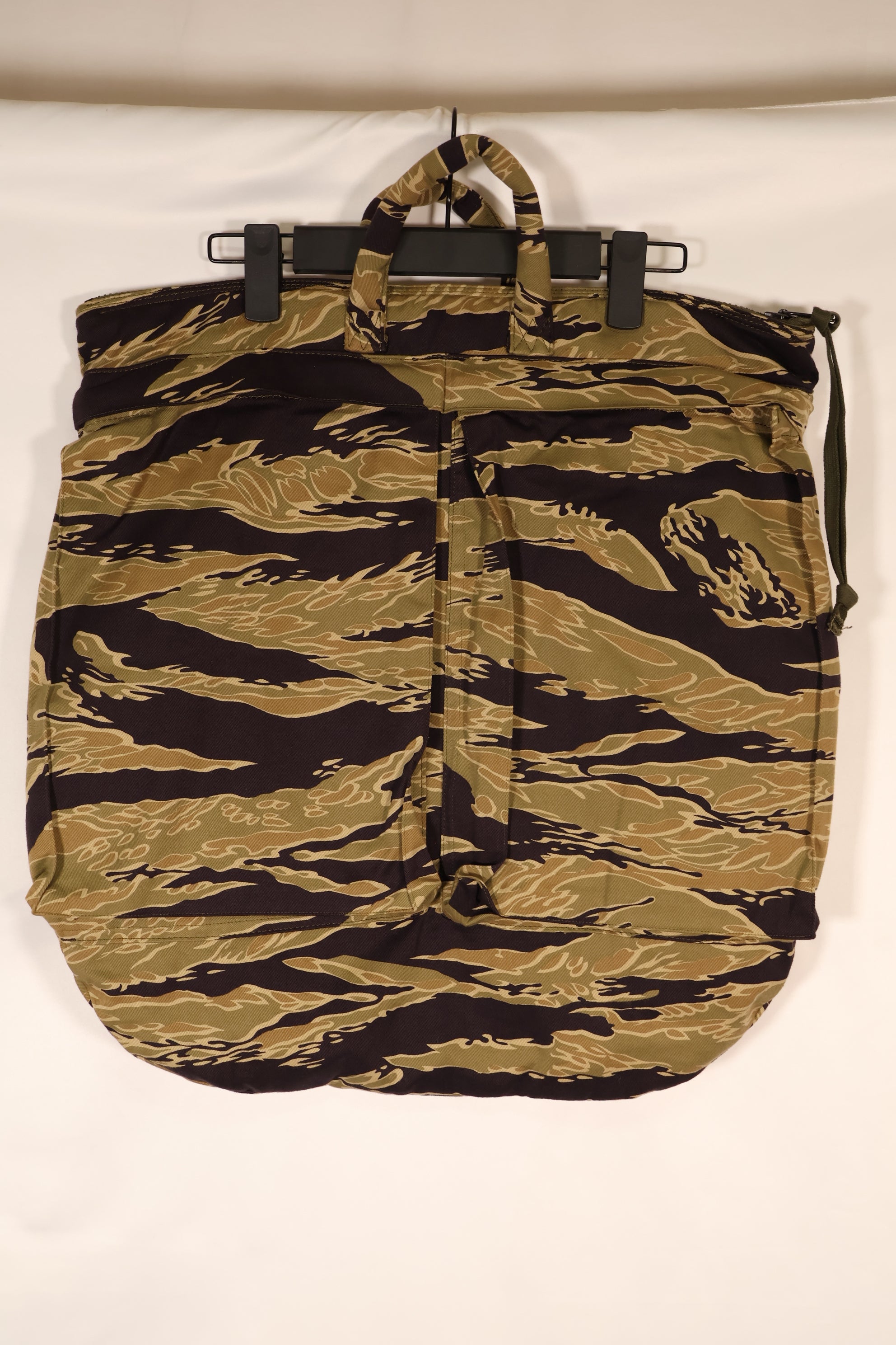 MILITARIA 1911 GOLD TIGER STRIPE Helmet bag 沖縄製　ハンドミシン刺繍バッグ
