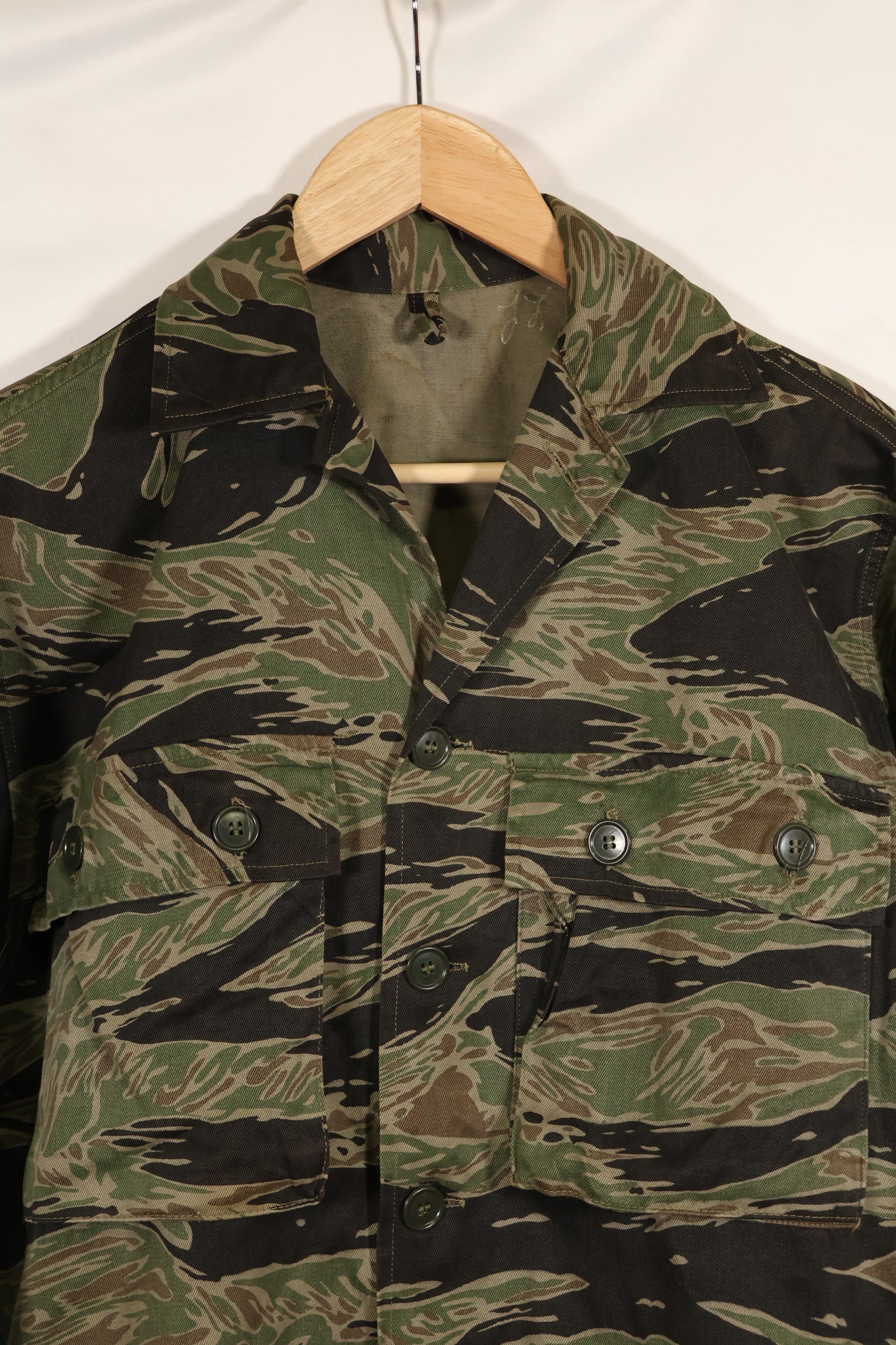 実物　USカット　シルバータイガーストライプ　シャツ　推定US-M　状態良い　背面ステンシルあり