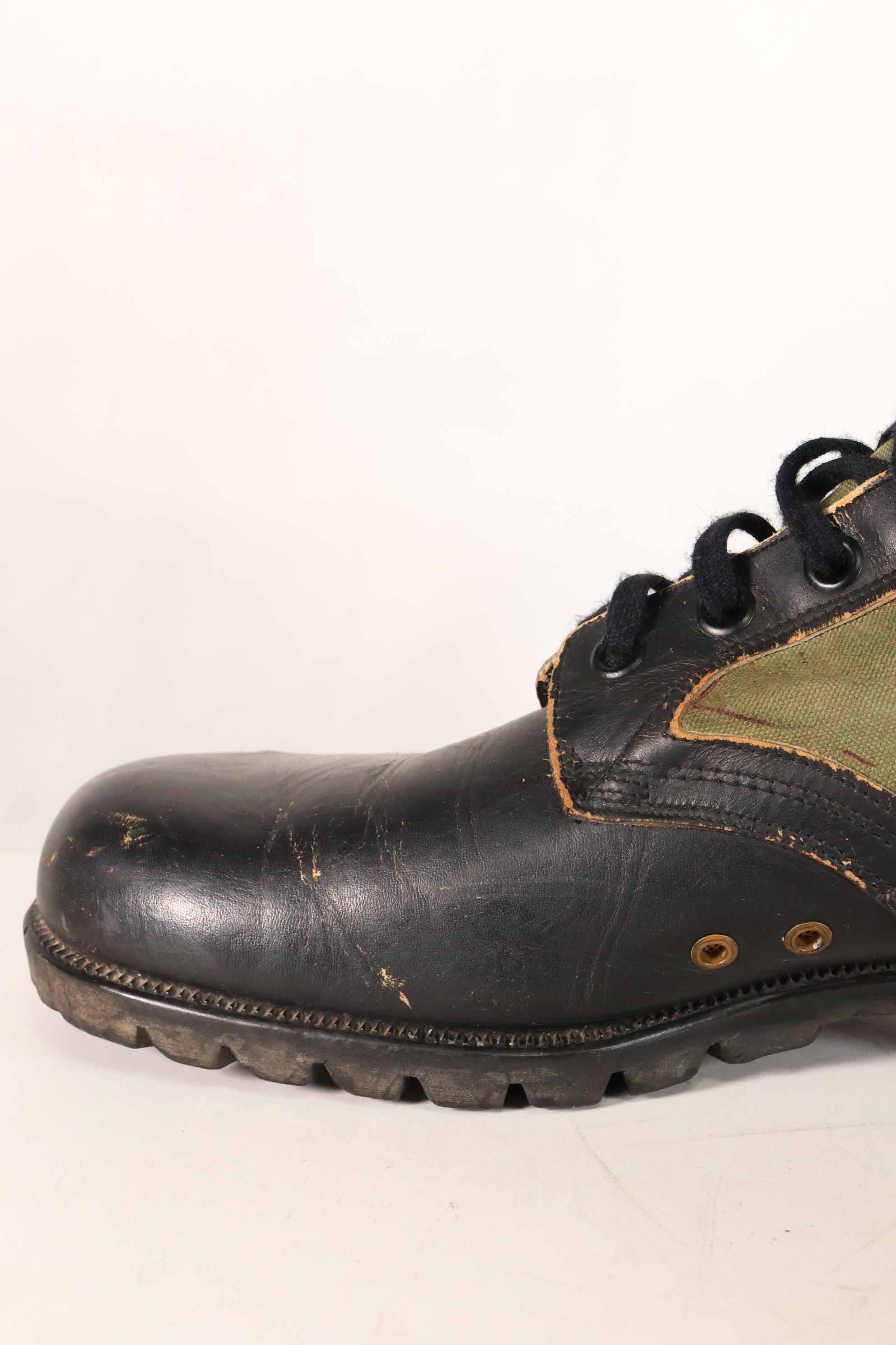 1962 Contract 1st Model U.S. Army Jungle Boots Vibram Sole 13R Used
