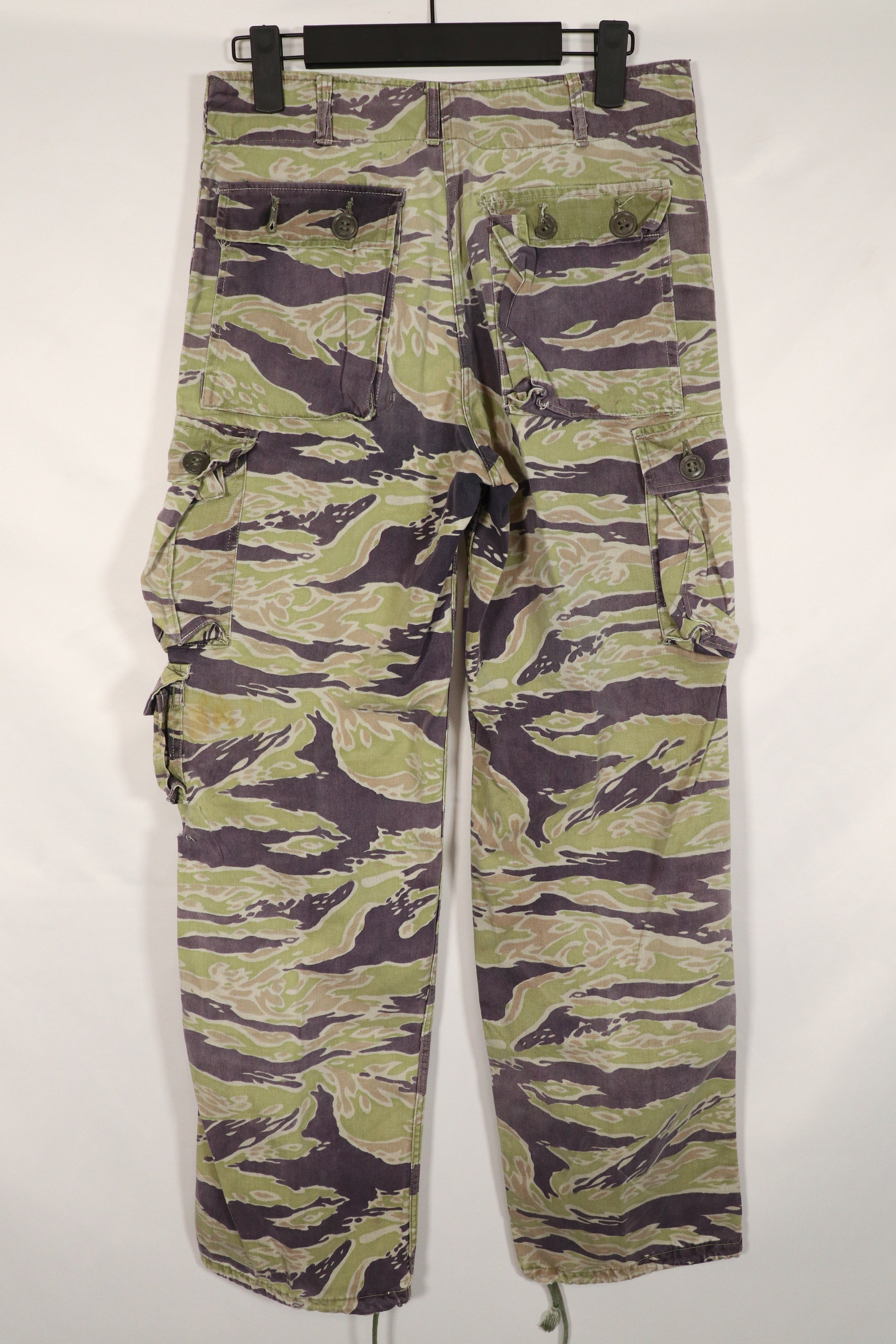 正品二手重磅面料二战后期款式虎纹裤。