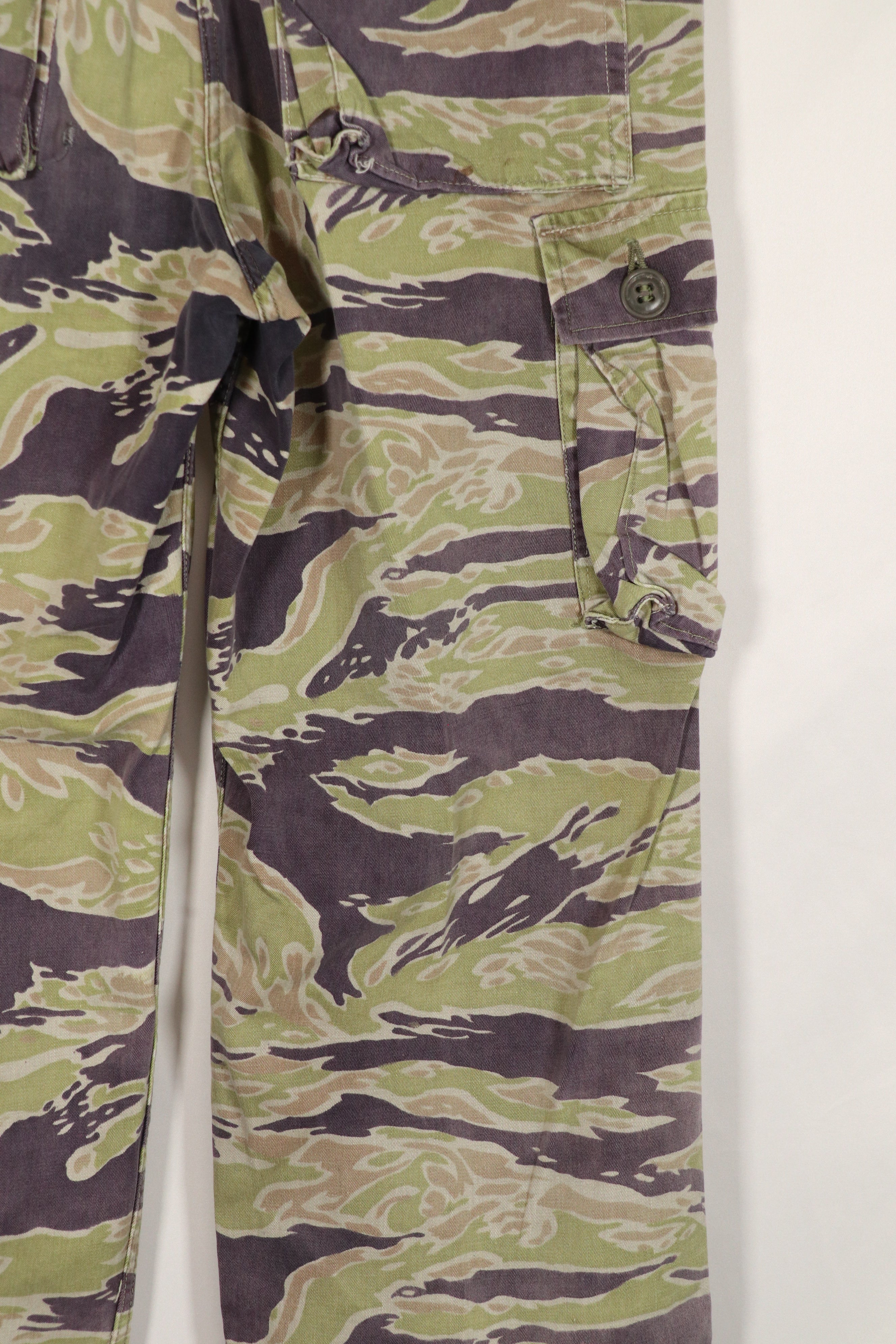 正品二手重磅面料二战后期款式虎纹裤。