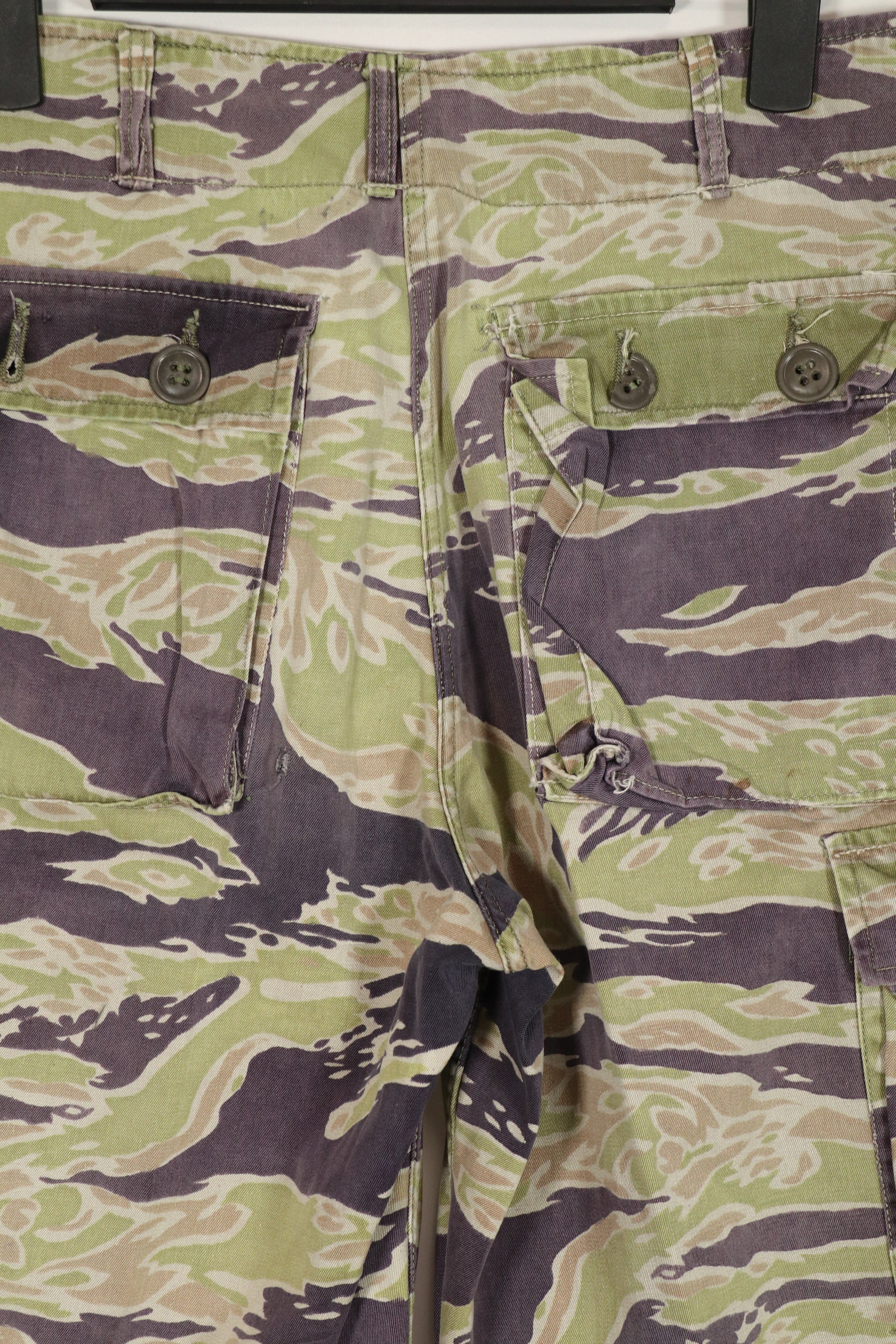 正品二手重磅面料二战后期款式虎纹裤。