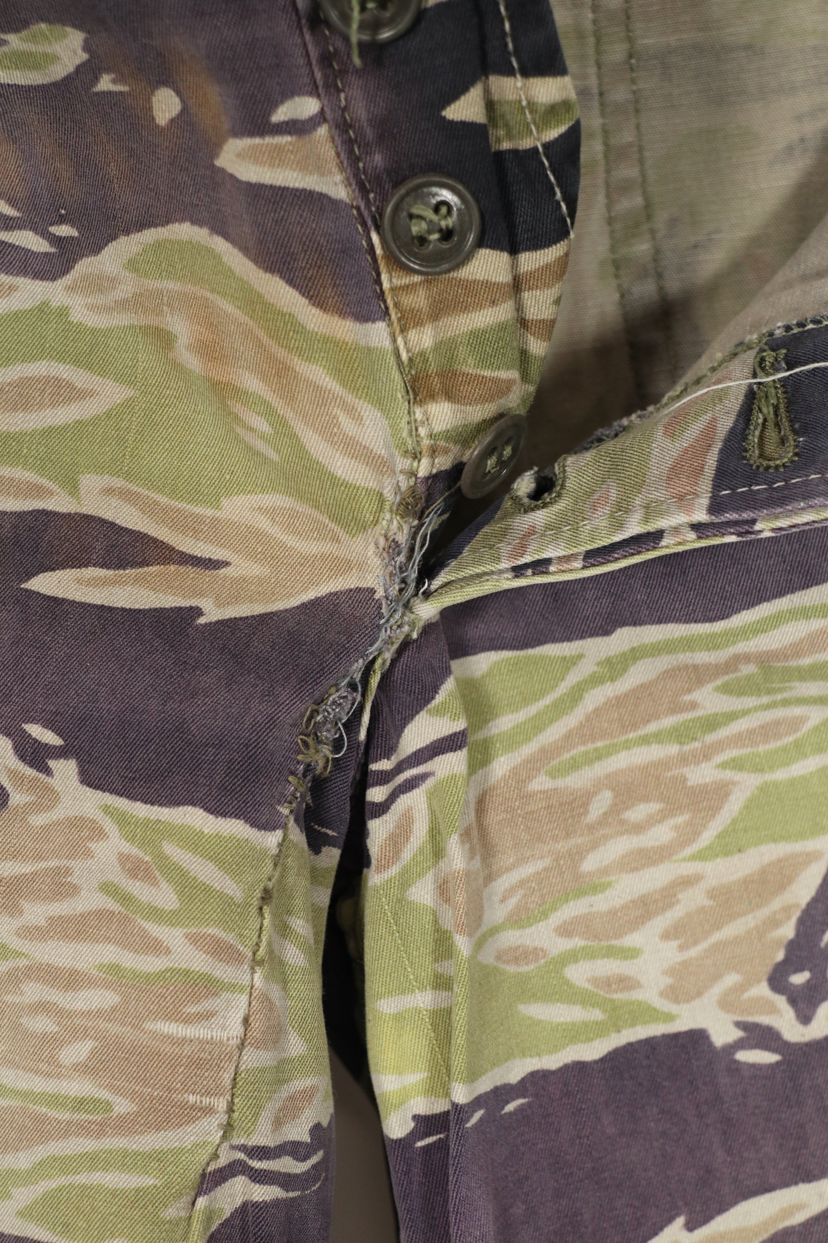 正品二手重磅面料二战后期款式虎纹裤。