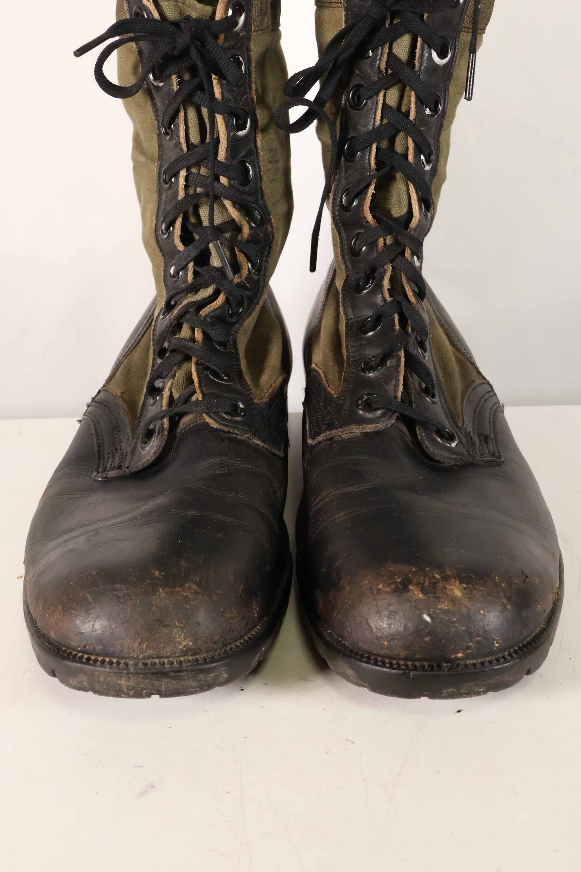 1964 Contract 2nd Model U.S. Army Jungle Boots Vibram Sole 13R Used