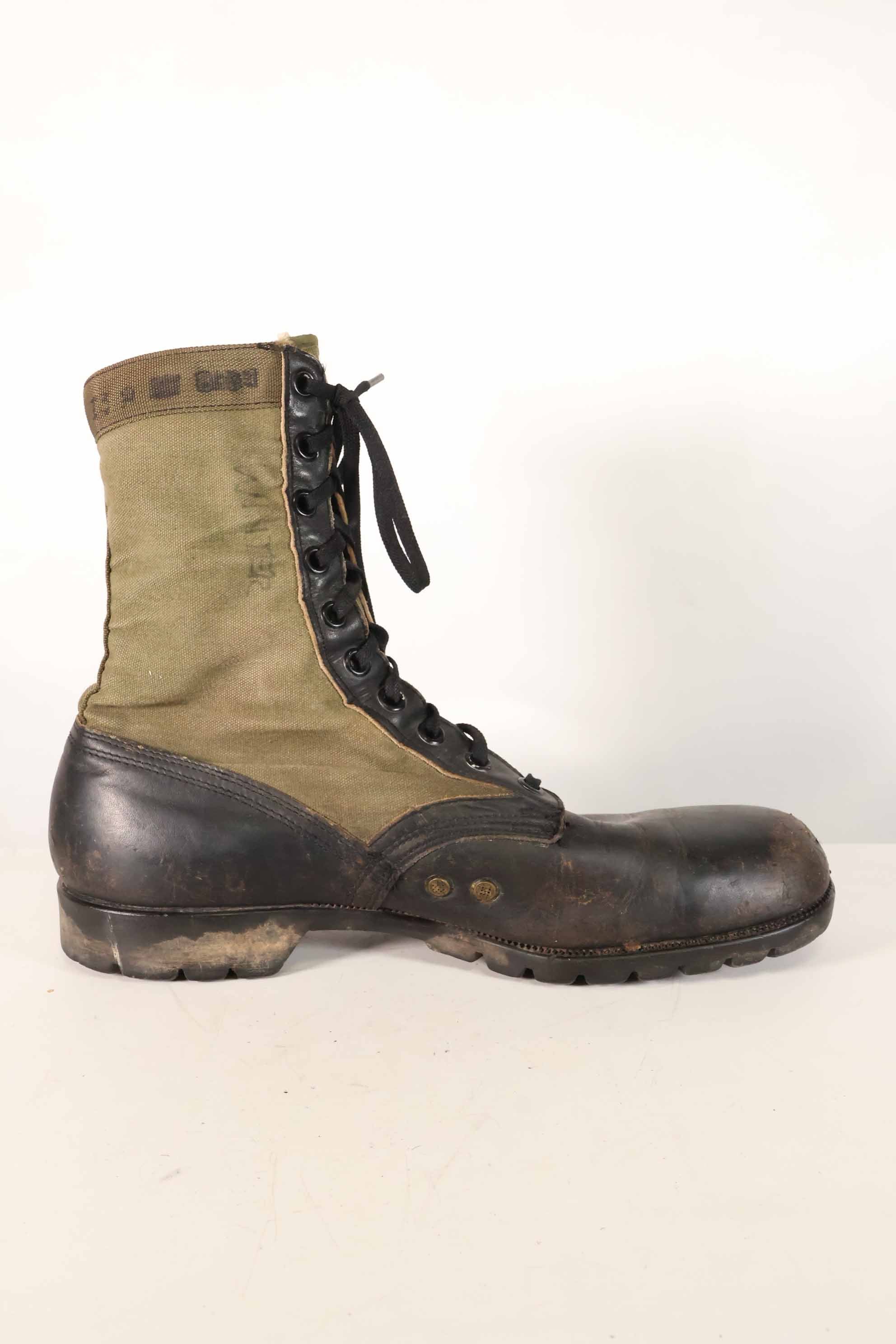 1964 Contract 2nd Model U.S. Army Jungle Boots Vibram Sole 13R Used