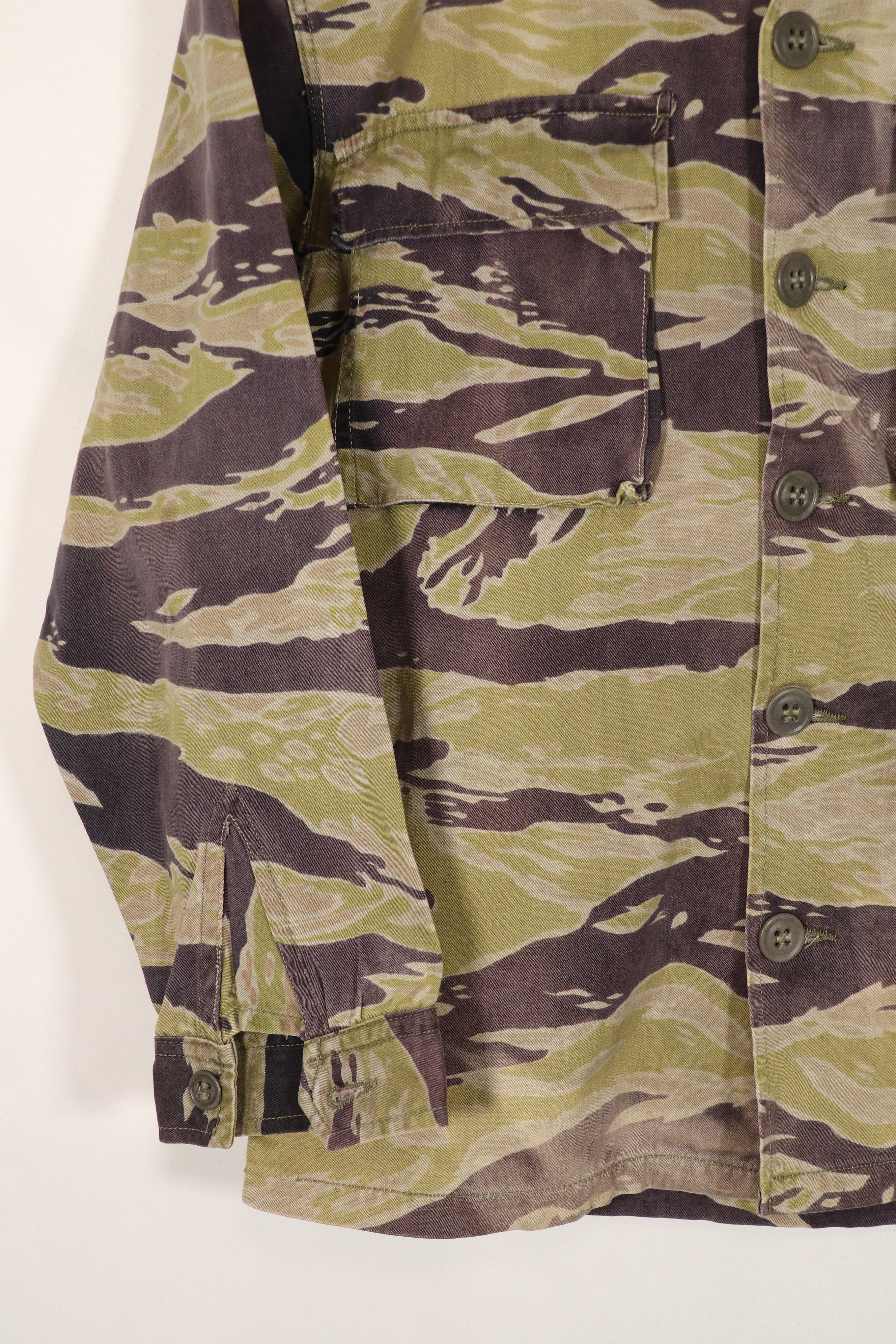 正品二手重磅二战后期虎纹衬衫。