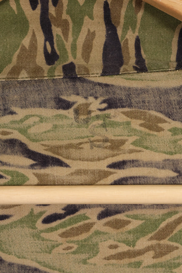 実物　レイトウォーパターン　173空挺旅団パッチ付き　US-Sサイズ　タイガーストライプ　シャツ　