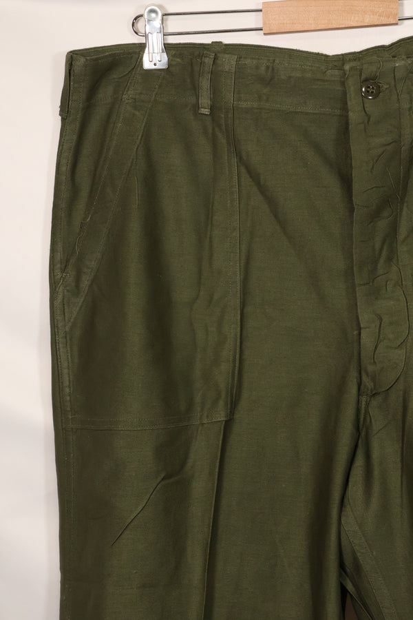 1960年代　デッドストック　OG-107 ユーティリティパンツ　ベイカーパンツ　42 x 31 未使用品