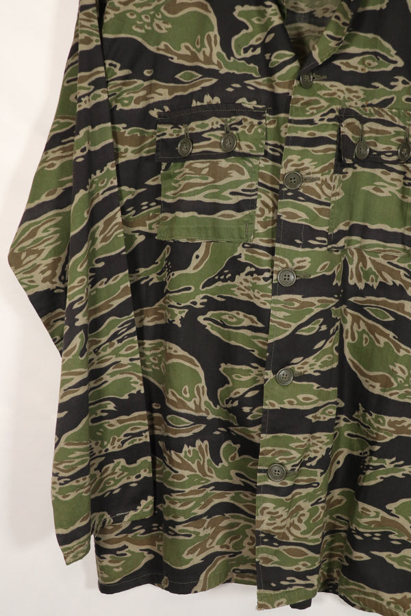 正品二战后期款式虎纹衬衫，美码L码，品相良好