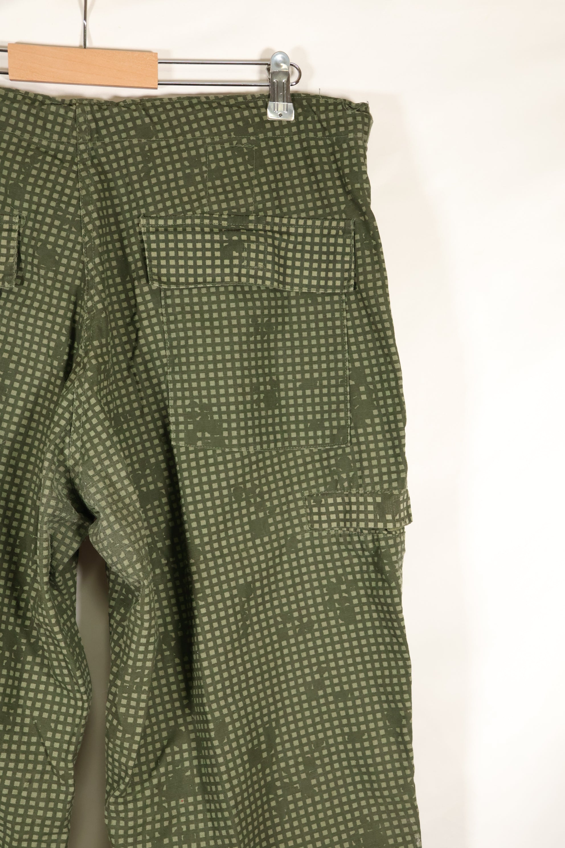 1982 Contract - M-R U.S. Military - Infrared-Countermeasure - Night Camo - Pants - Overpants - Used