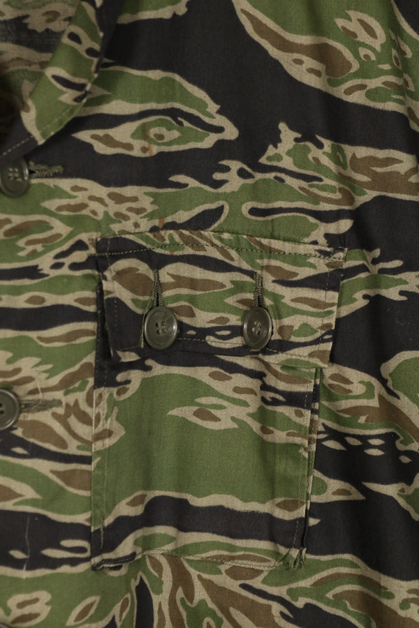 正品二战后期款式虎纹衬衫，美码L码，品相良好