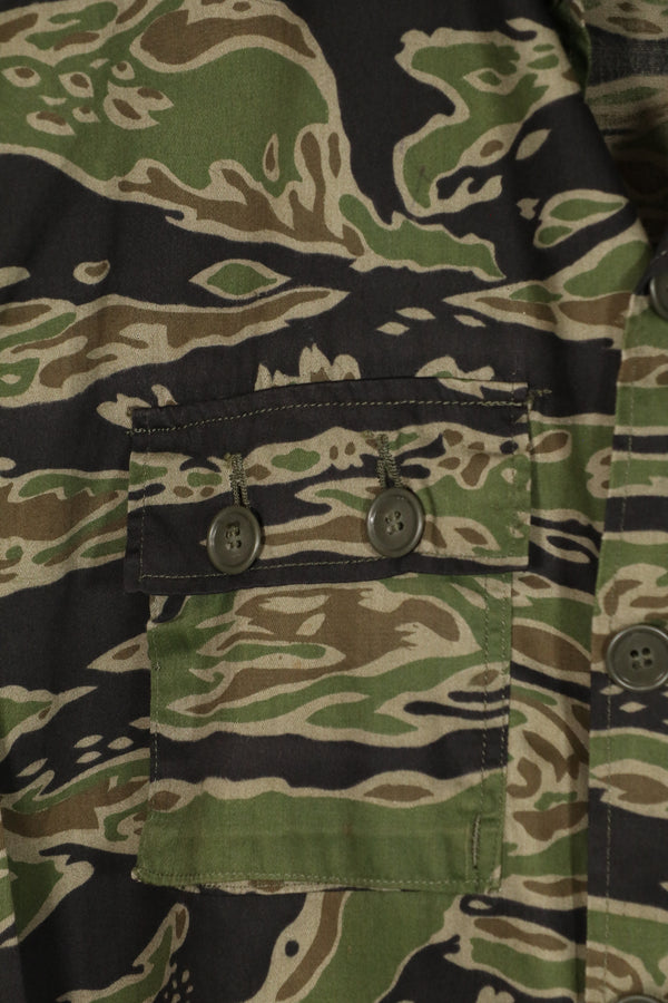 正品二战后期款式虎纹衬衫，美码L码，品相良好