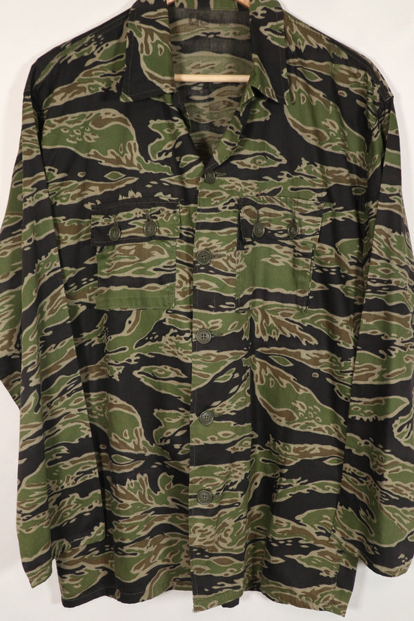 正品二战后期款式虎纹衬衫，美码L码，品相良好