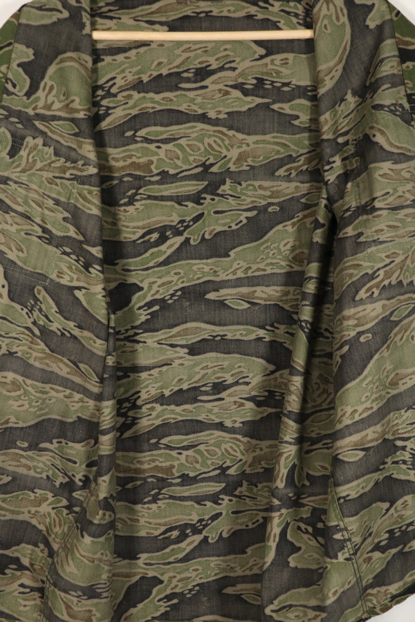 正品二战后期款式虎纹衬衫，美码L码，品相良好