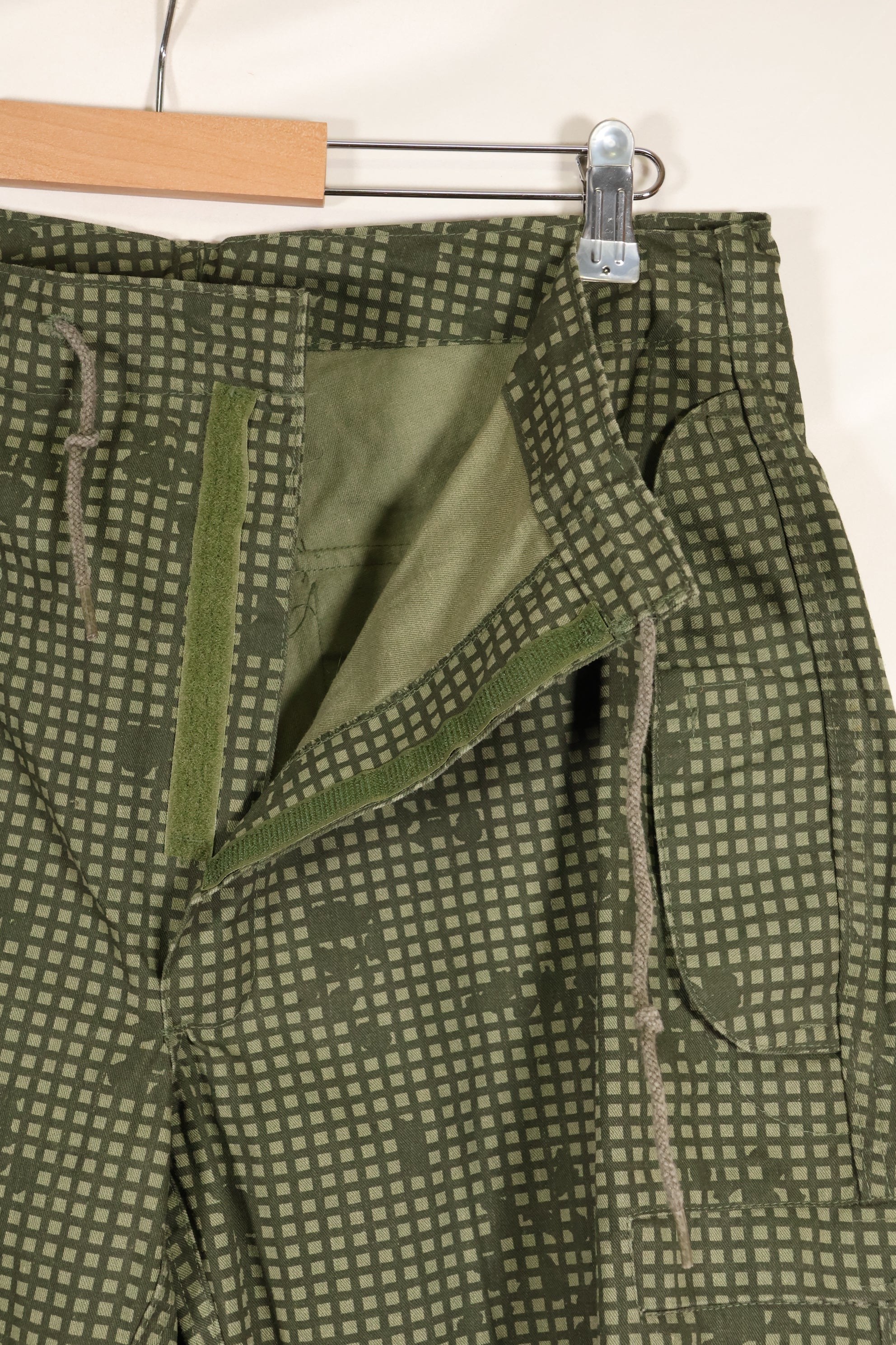 1982 Contract - S-R U.S. Military - Infrared-Countermeasure - Night Camo - Pants - Overpants - Used