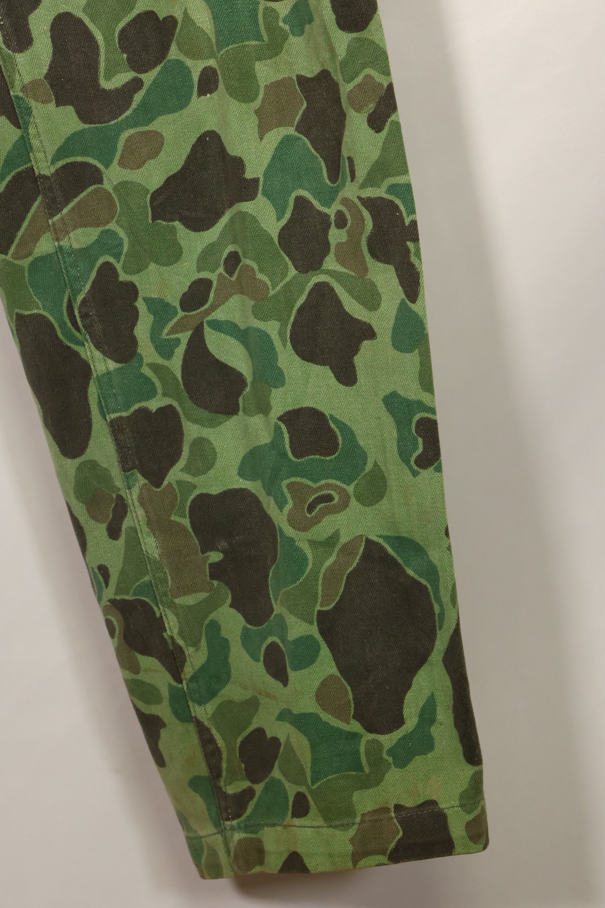 1960年代〜70年代　韓国軍　フロッグスキン迷彩　パンツ　ベイカーパンツカット　中古品　B