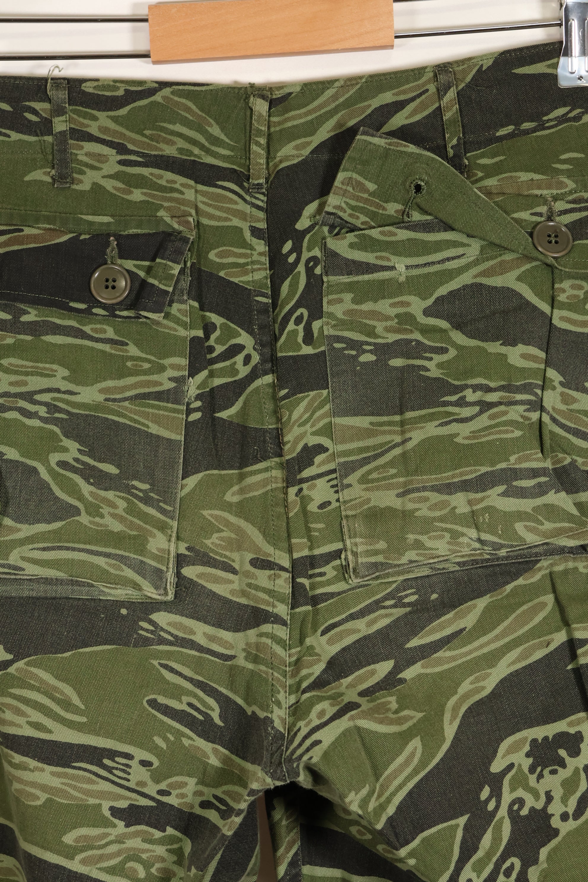 Real Late War Pattern US Size Tiger Stripe Shirt Dark Color Used