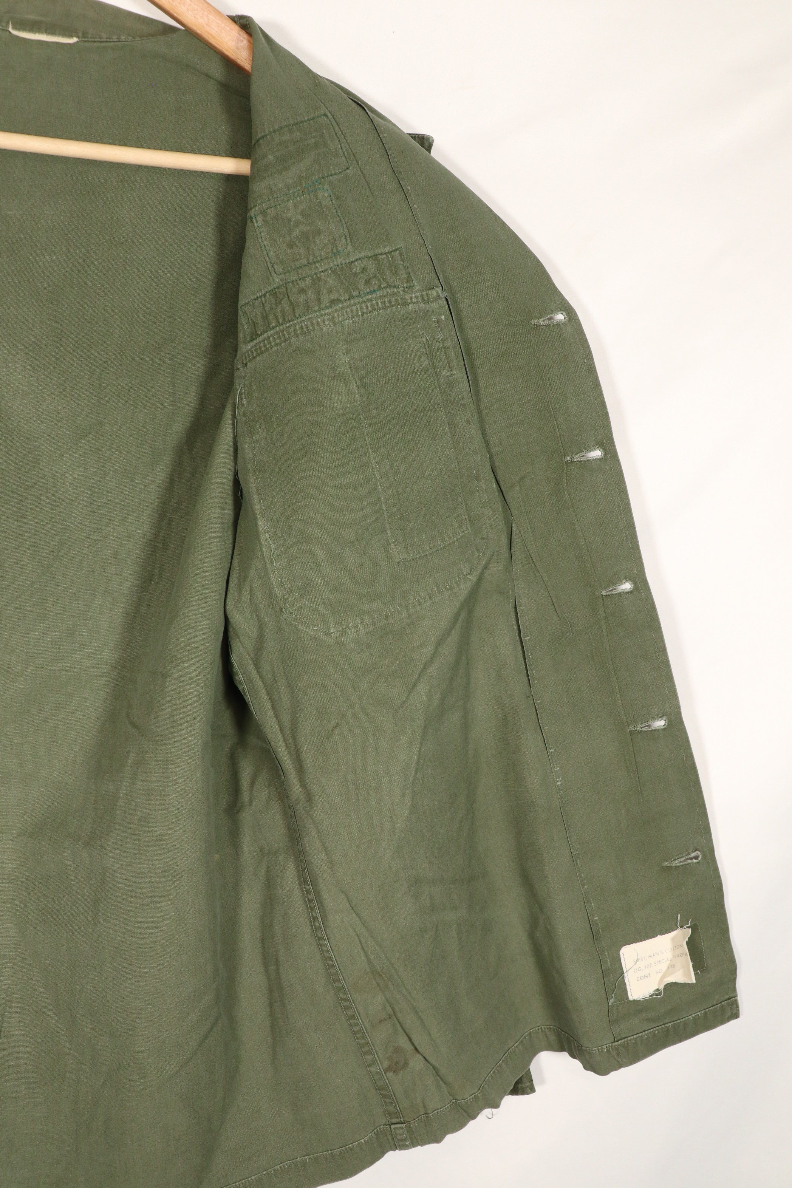 正品，极其罕见的特种作战衬衫，二手，有胶水痕迹，B码