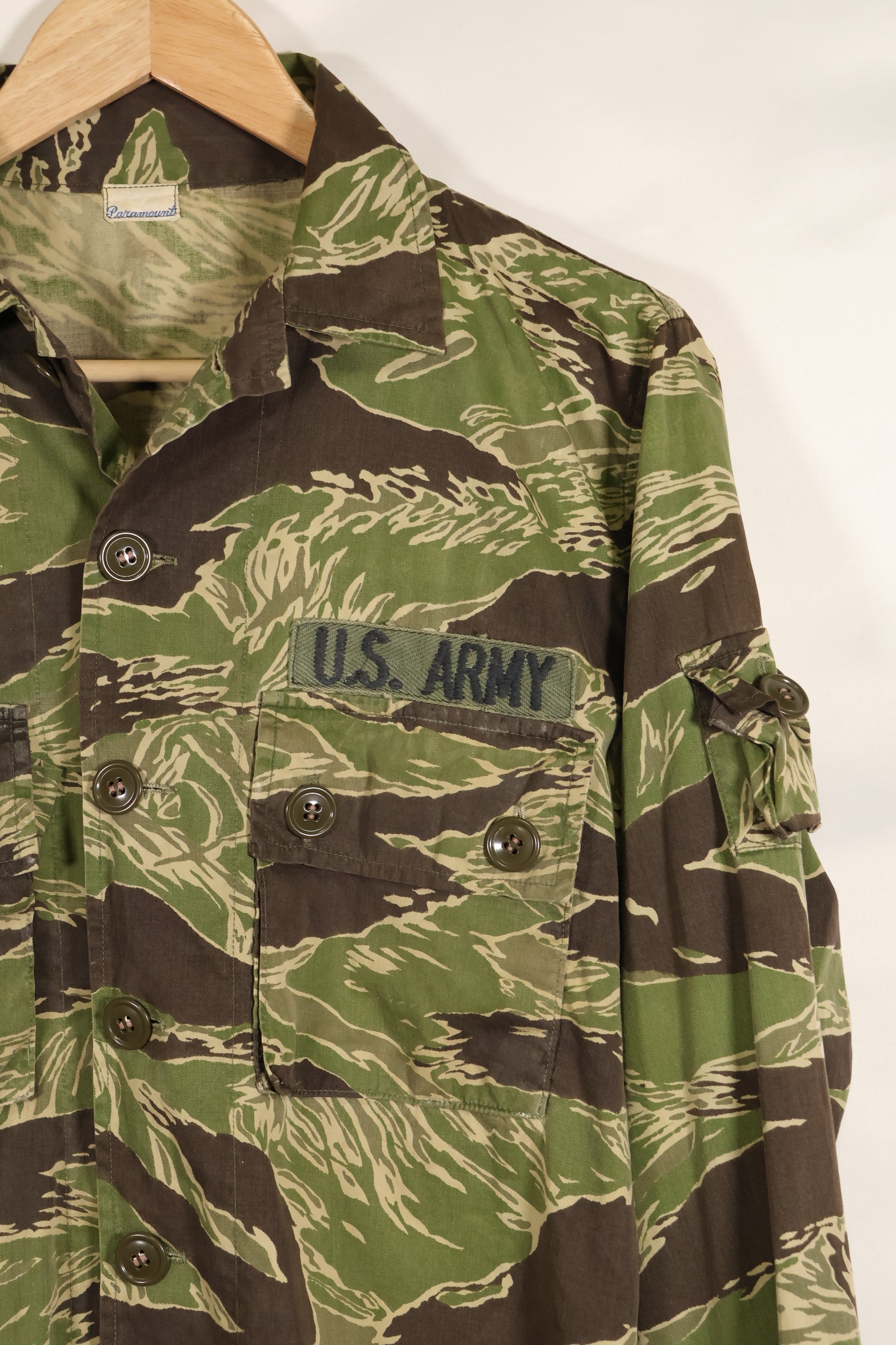 1968年　映画「グリーンベレー」「未知との遭遇」衣装　ジョンウェインパターン　タイガーストライプ　シャツ