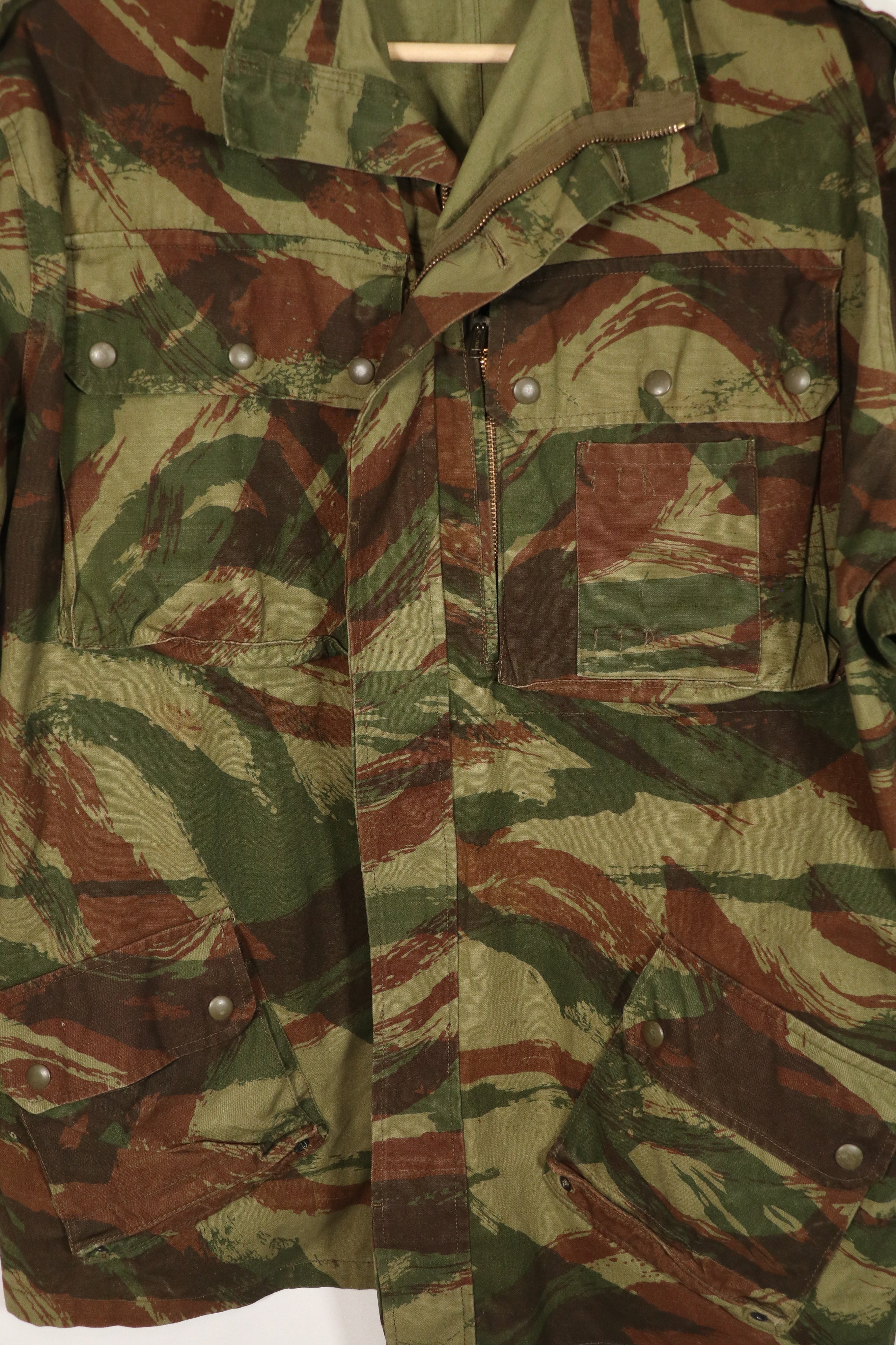 正品 1950 年代法国陆军蜥蜴迷彩 TAP 47/54 空降兵夹克，近乎全新