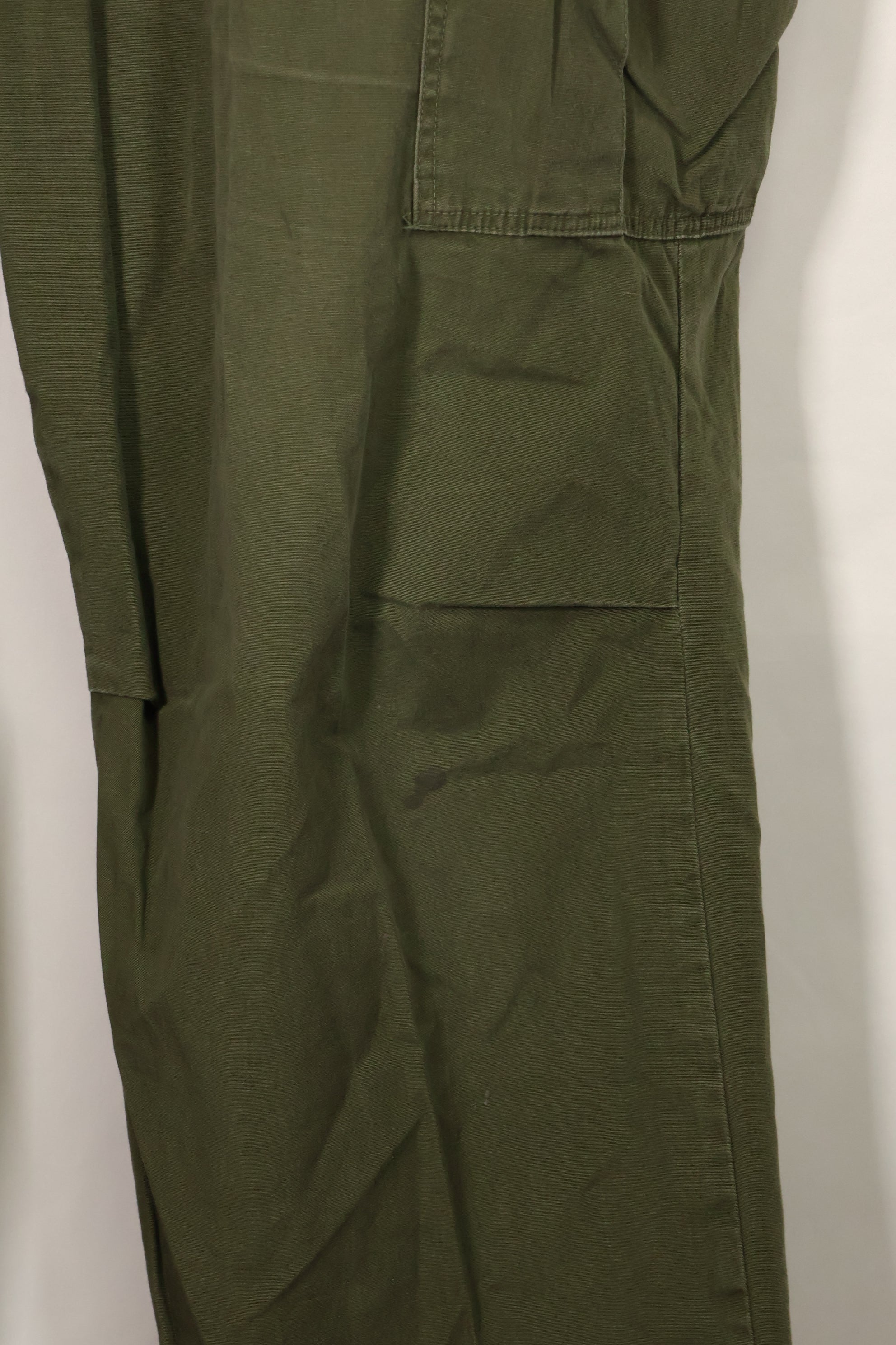 1967年合同第三款非防撕裂丛林作战裤，尺码标签已无法辨认，二手