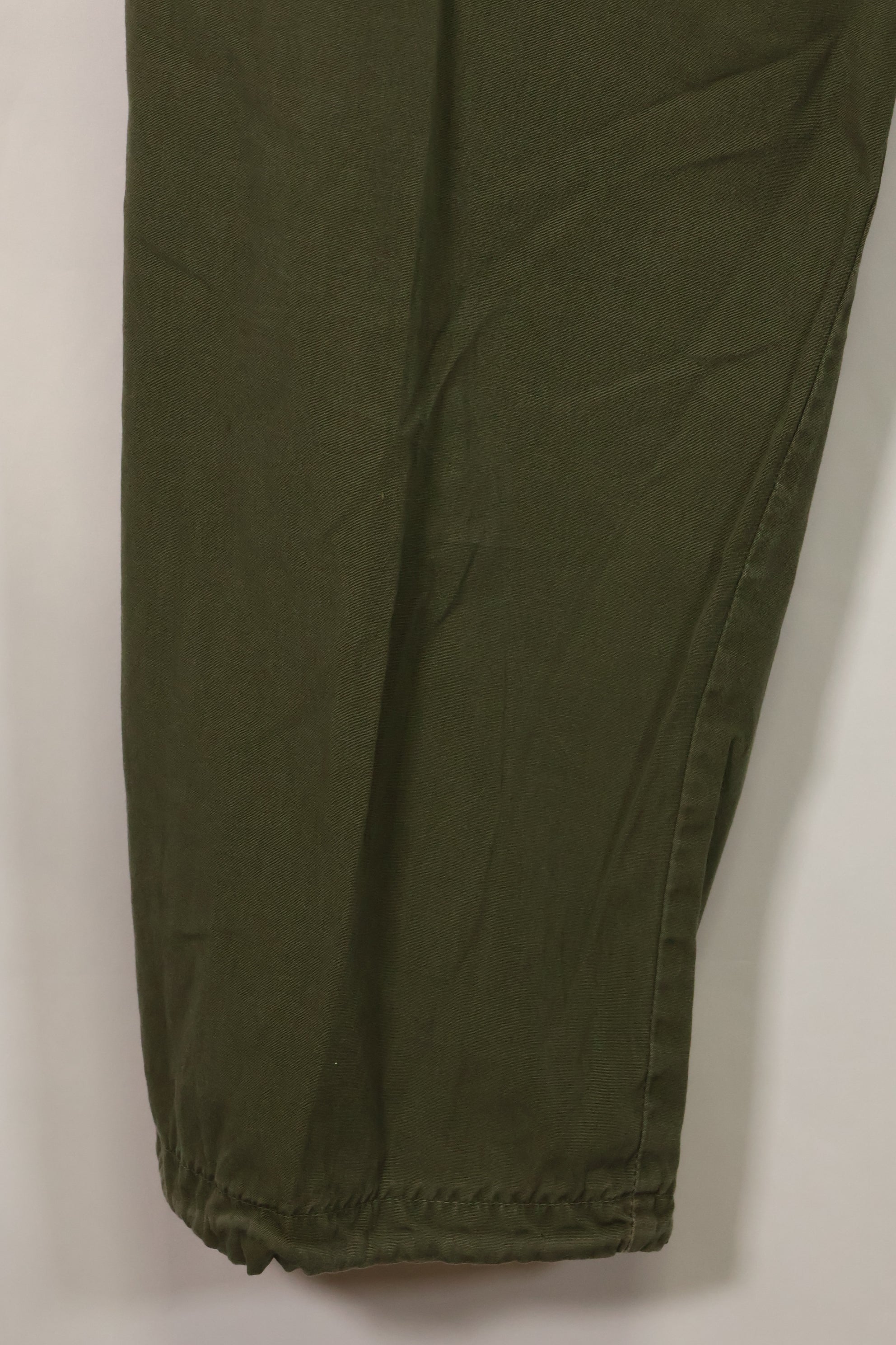 1967年合同第三款非防撕裂丛林作战裤，尺码标签已无法辨认，二手