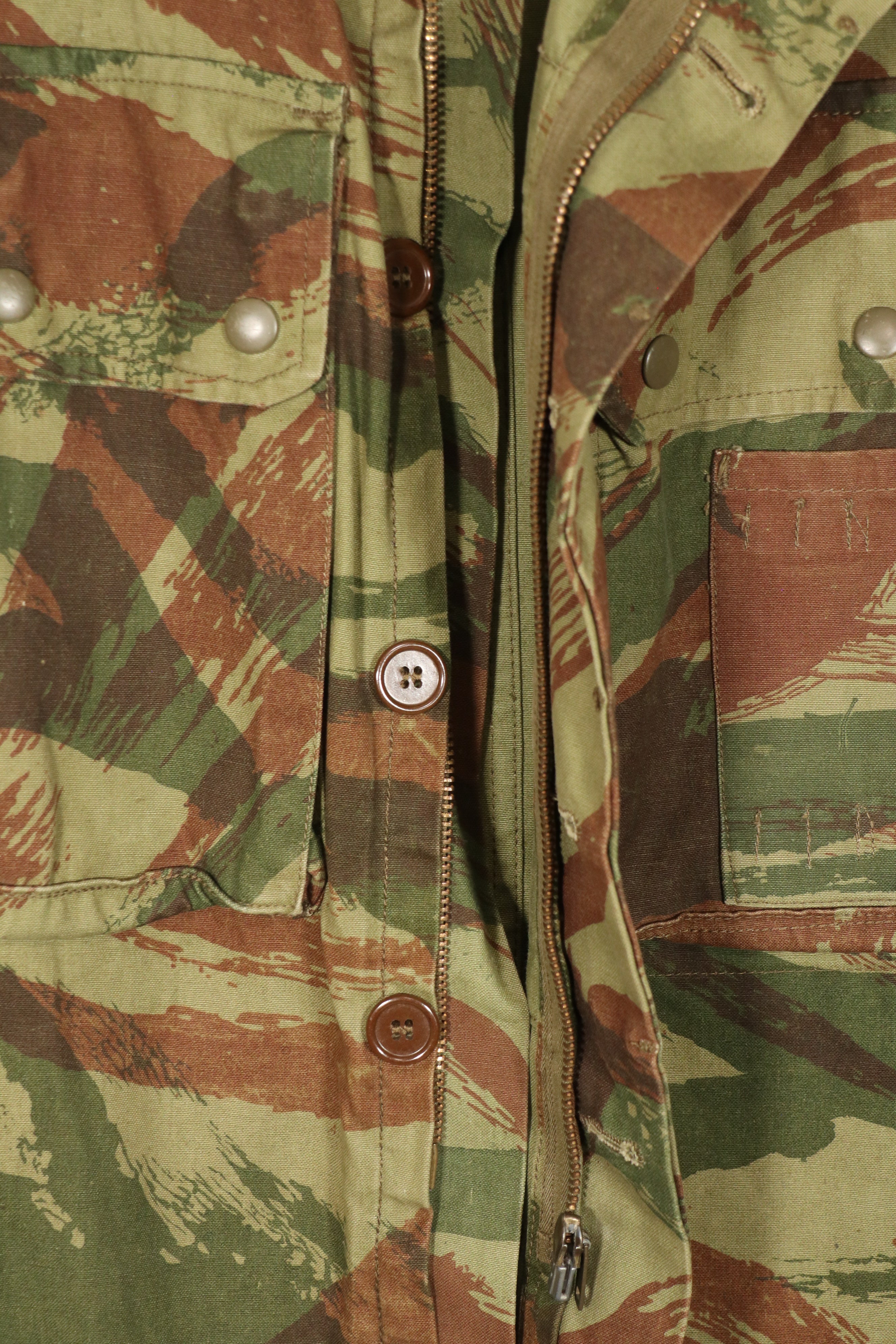 正品 1950 年代法国陆军蜥蜴迷彩 TAP 47/54 空降兵夹克，近乎全新