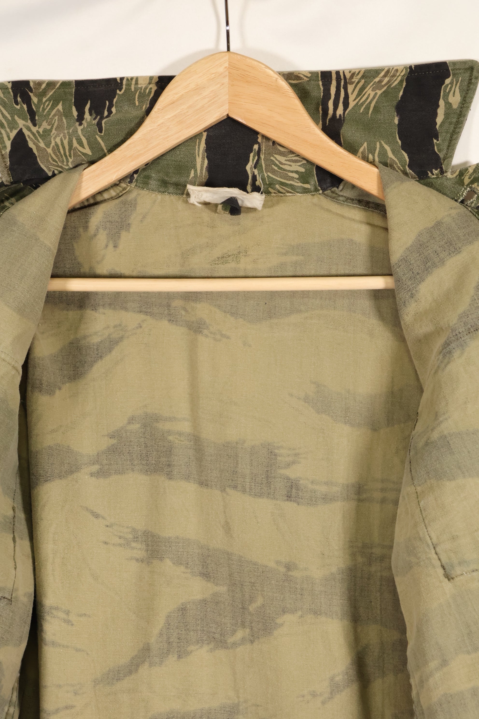 1960年代　A-M　沖縄タイガー　タイガーストライプ　シャツ　Asian Cut　状態良い　中古品