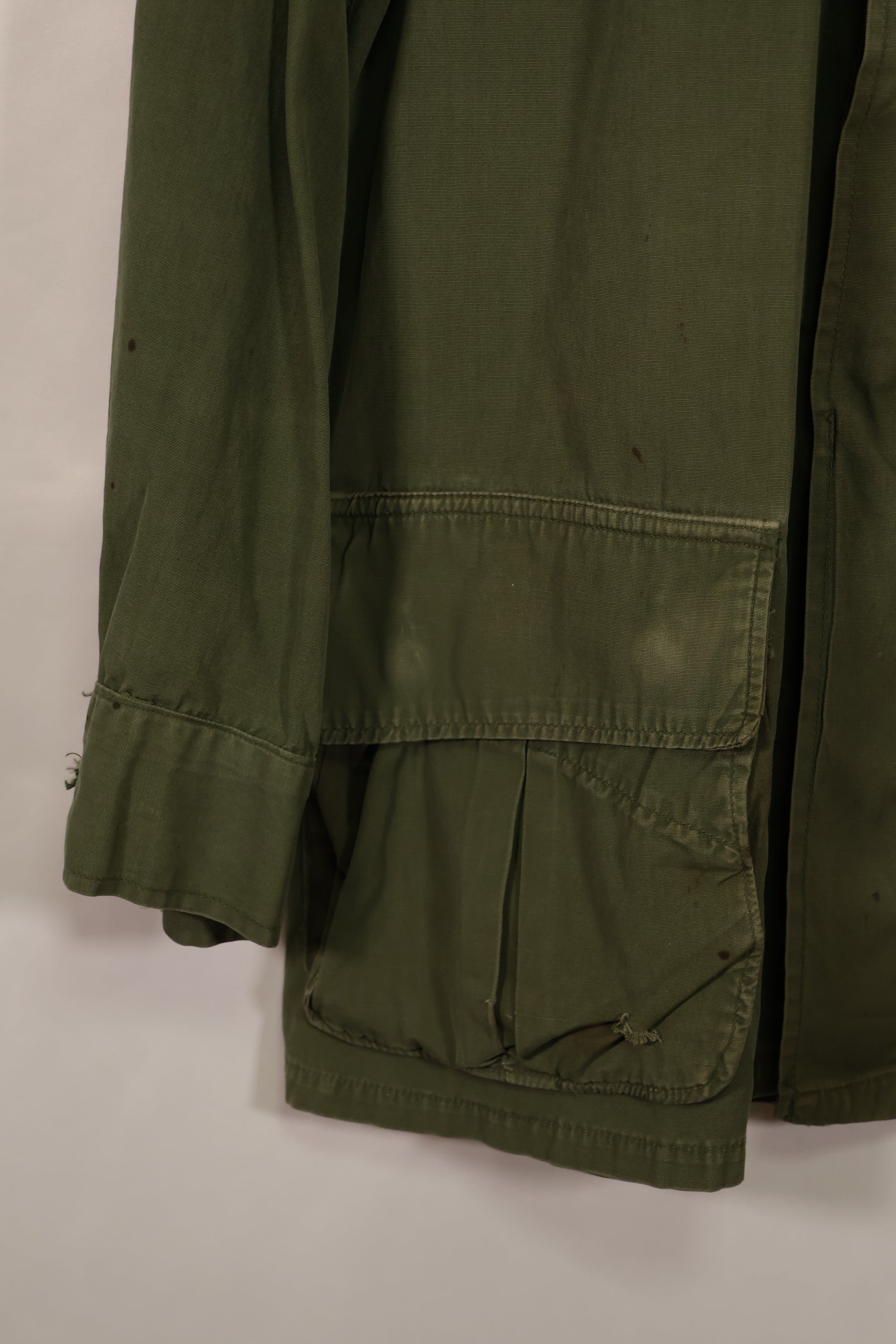 実物　1966年〜1967年製　3rd Model ジャングルファティーグ　M-R　25th Inf パッチ付き　中古品