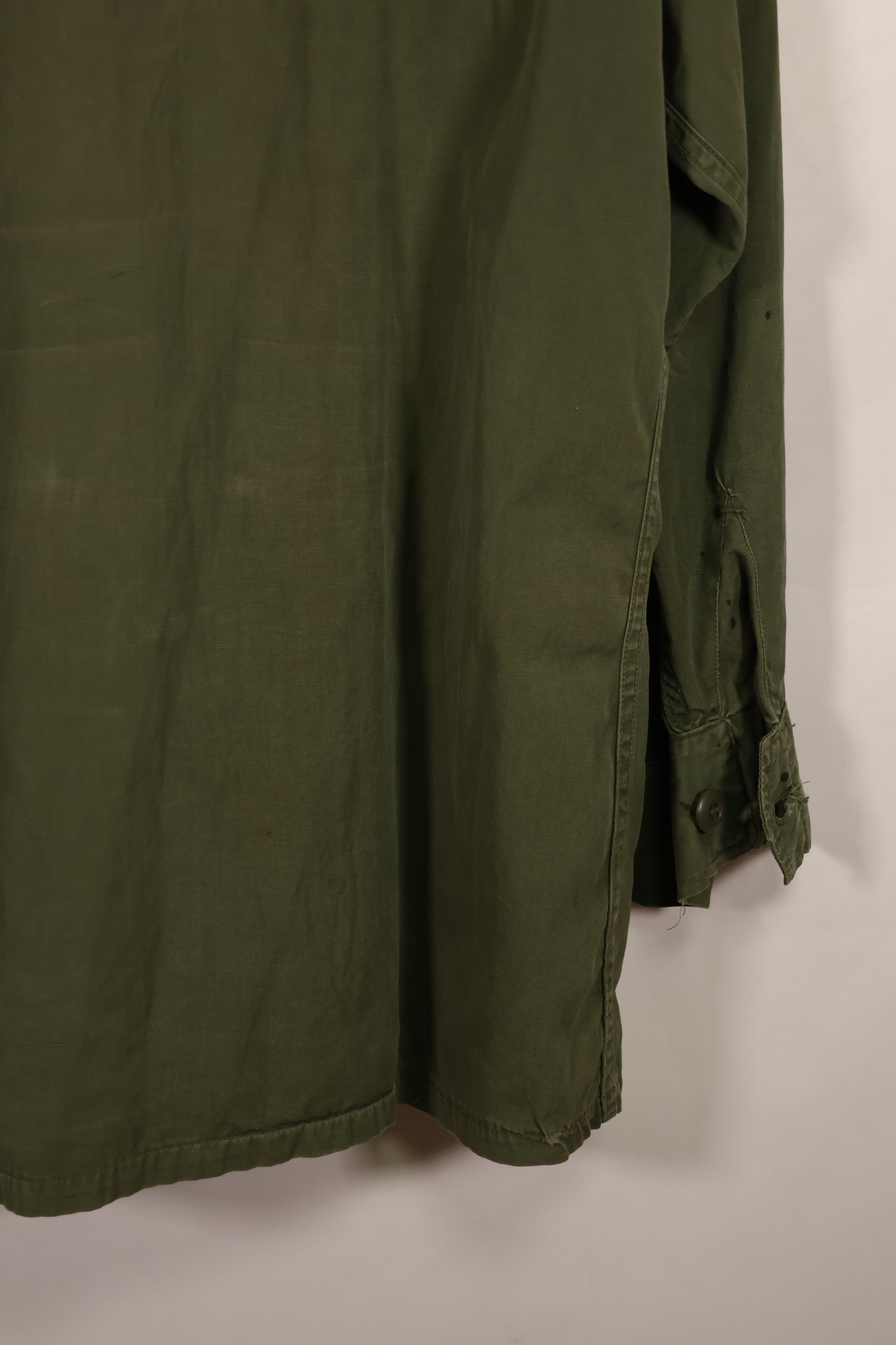 実物　1966年〜1967年製　3rd Model ジャングルファティーグ　M-R　25th Inf パッチ付き　中古品