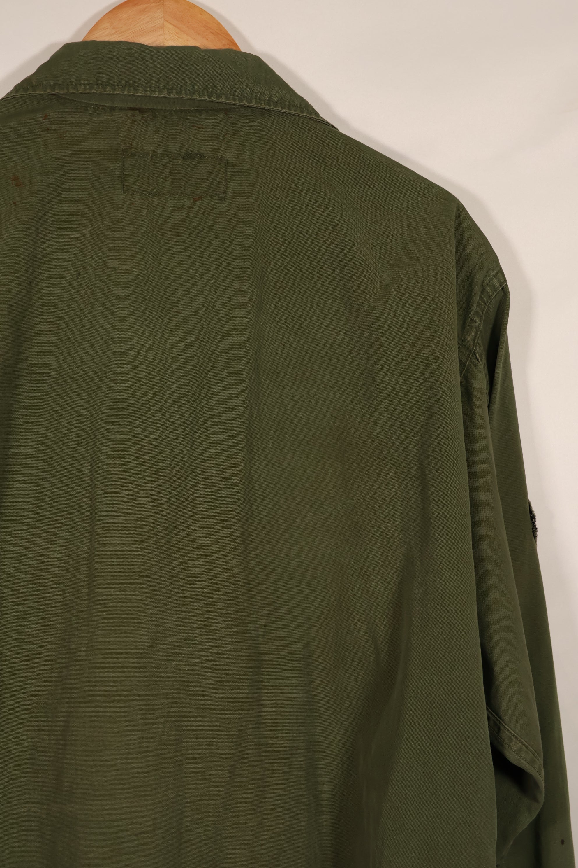 実物　1966年〜1967年製　3rd Model ジャングルファティーグ　M-R　25th Inf パッチ付き　中古品