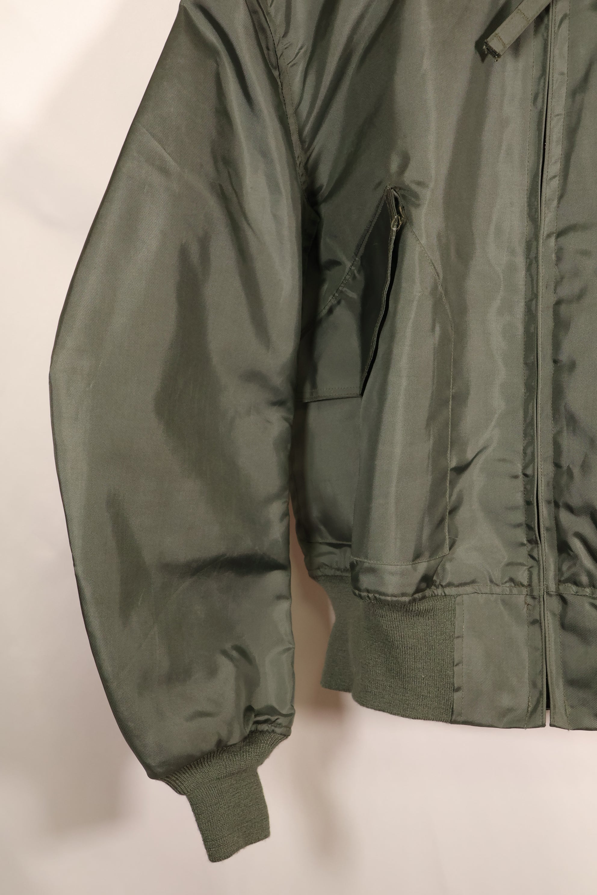 1995年契約　LARGE（42-44）　アメリカ軍　CWU-36P　フライトジャケット　ライトゾーン　中古品
