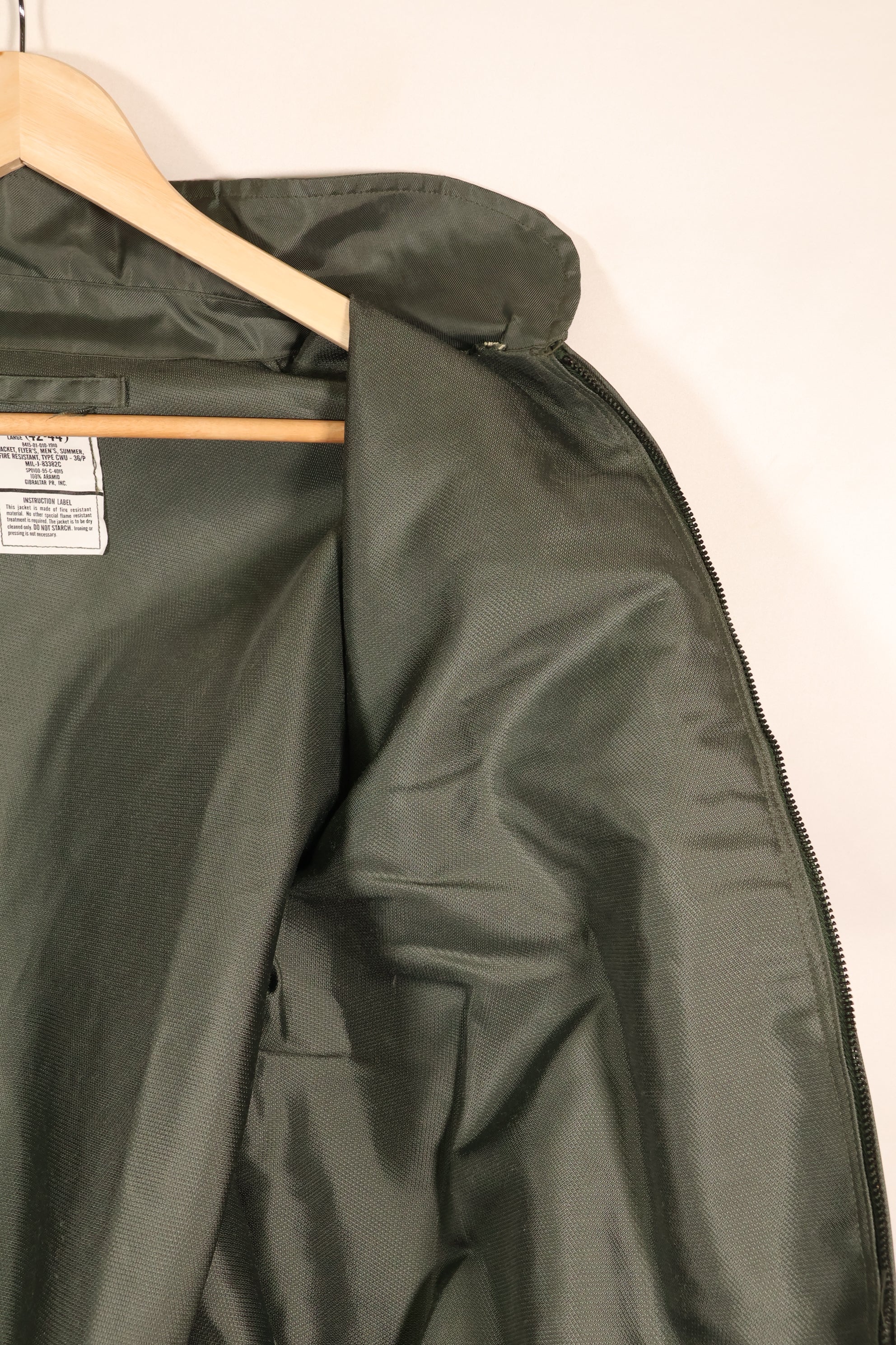 1995年契約　LARGE（42-44）　アメリカ軍　CWU-36P　フライトジャケット　ライトゾーン　中古品