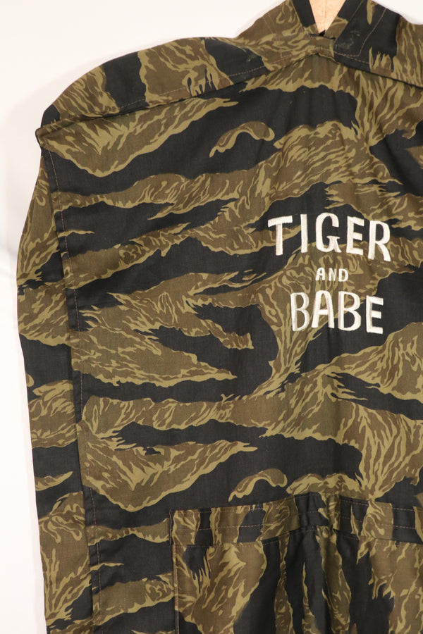 正品 Zig Zag 虎纹西装包，二手