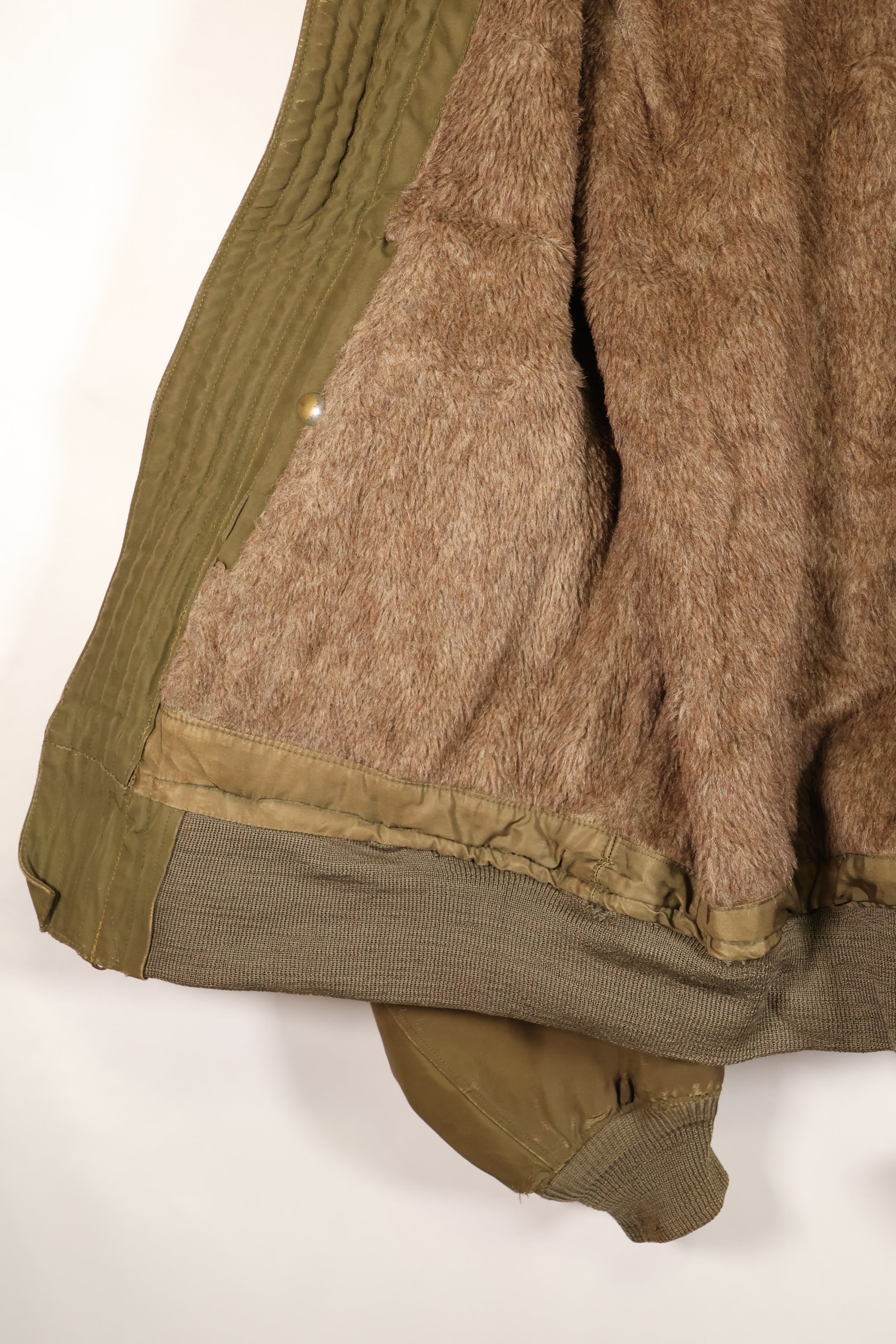 1940s, Size 42, WWII, U.S. Army Air Forces, B-15 Flight Jacket, Calendar-finished fabric, Used