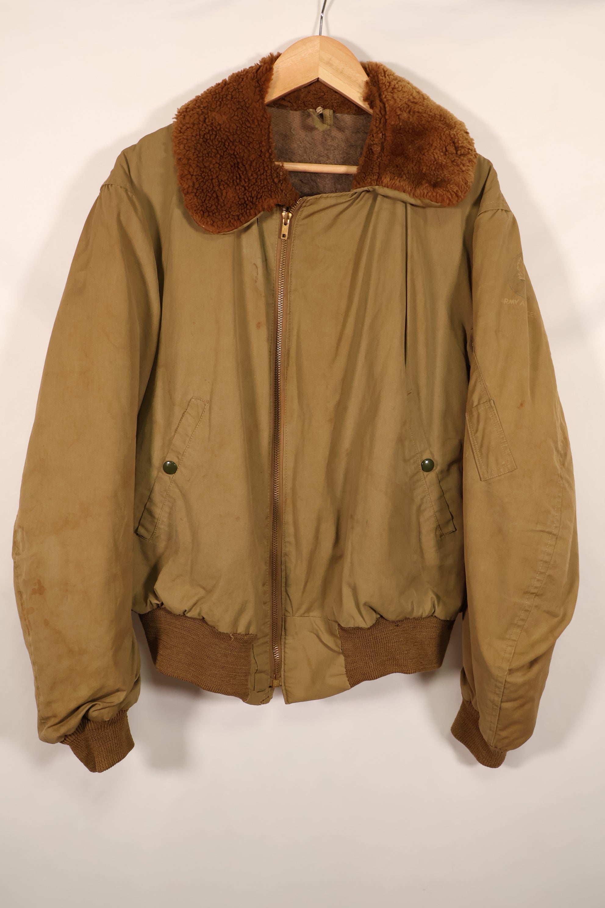 実物　1940年代　アメリカ陸軍航空隊　USAAF　B-15　フライトジャケット　ラベルなし　中古品