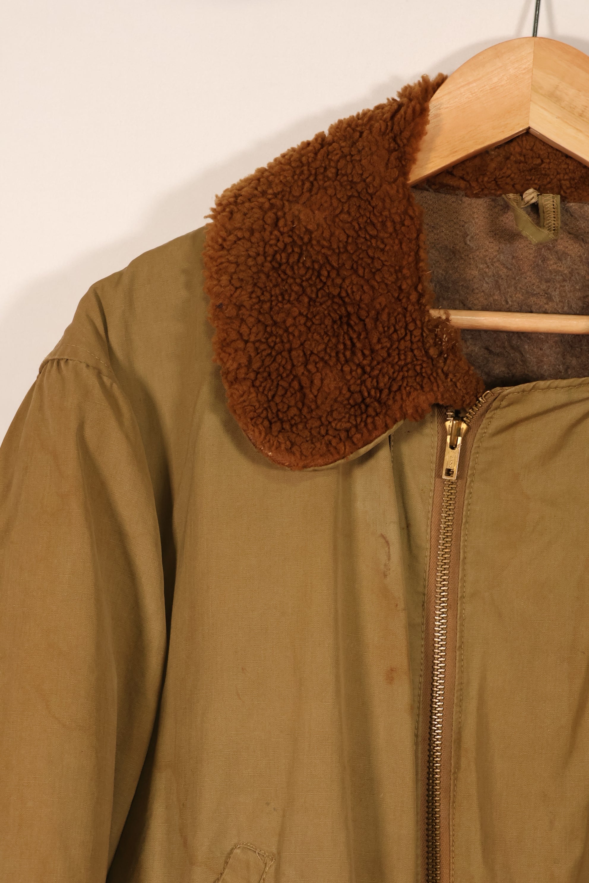 実物　1940年代　アメリカ陸軍航空隊　USAAF　B-15　フライトジャケット　ラベルなし　中古品