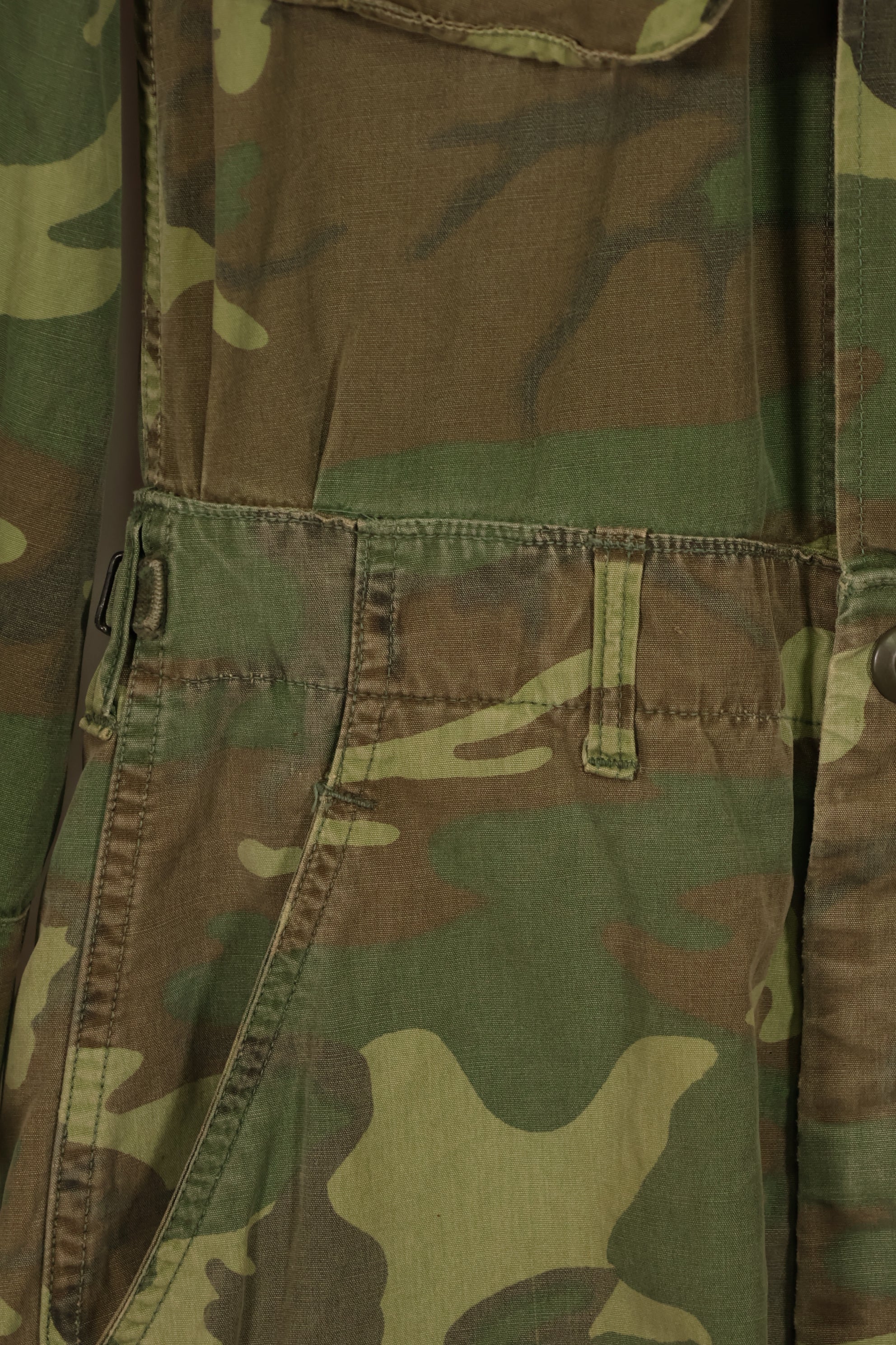 実物　1966年〜1967年　レア品　ローカル改造　フライトスーツ　ERDL 初期プリント