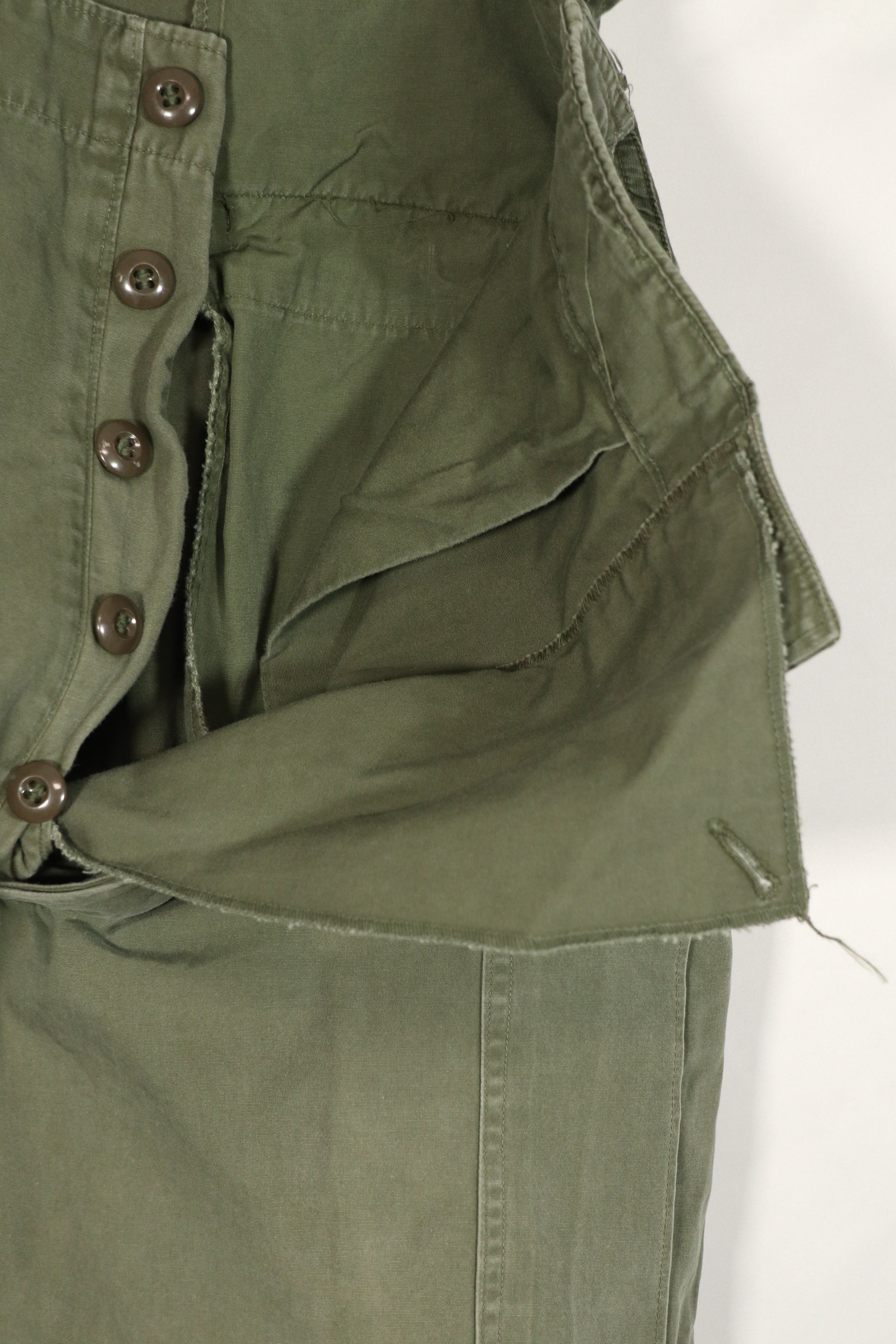 正品 1964 年第一代丛林迷彩中筒裤，二手，成色 A