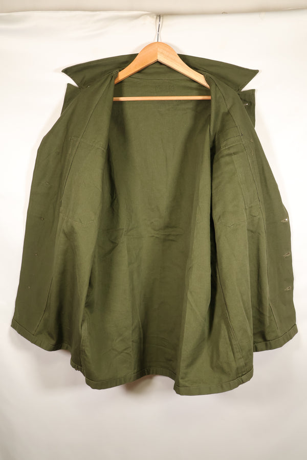 1950年代後半　MEDIUM　アメリカ軍　初期型　OG-107　ユーティリティシャツ　テープ初付　中古品