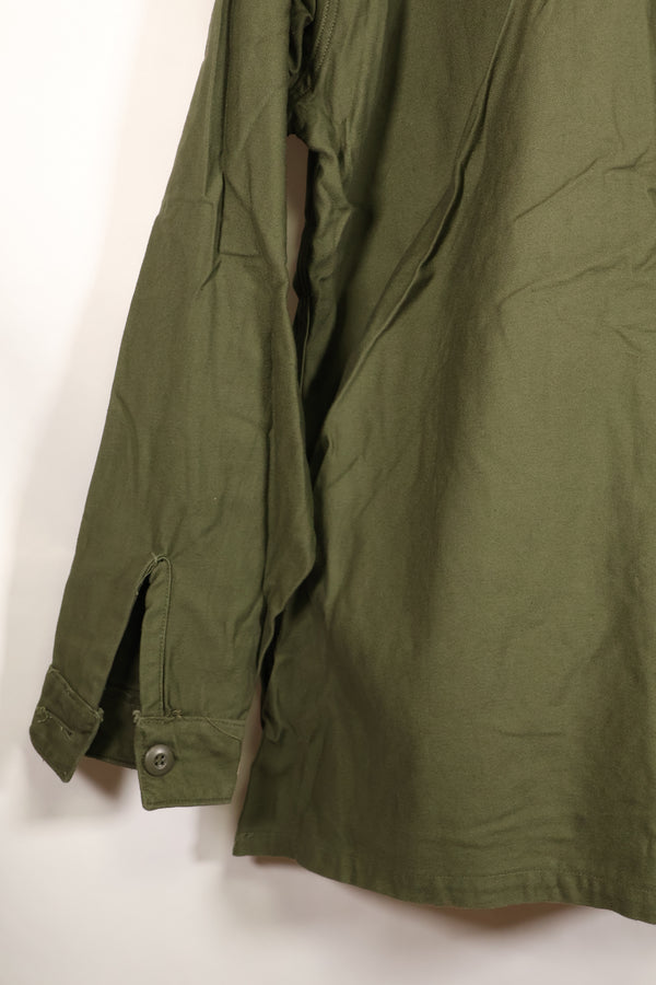 1967年契約　16 1/2 x 36　アメリカ軍　OG-107　ユーティリティシャツ　状態良い　中古品