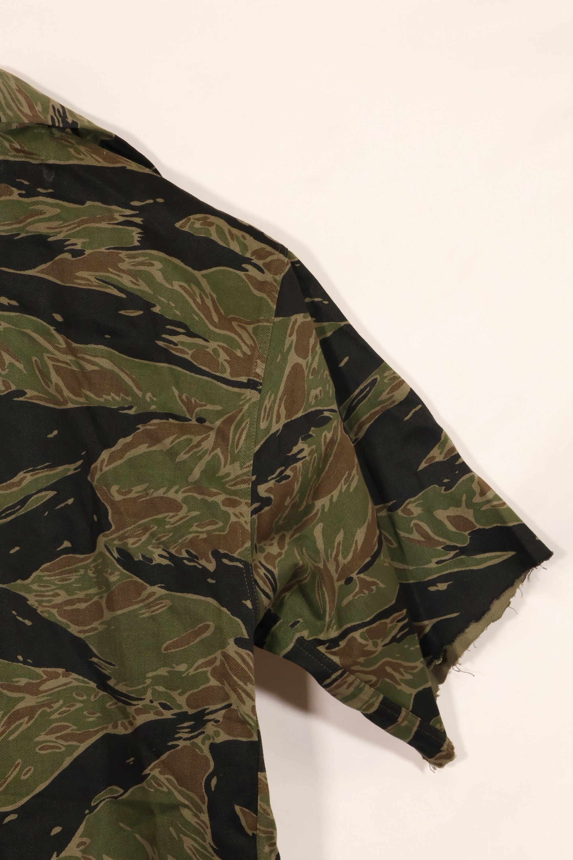 1960年代　半袖カスタム　シルバータイガー　タイガーストライプシャツ　US-M　状態良い　中古品