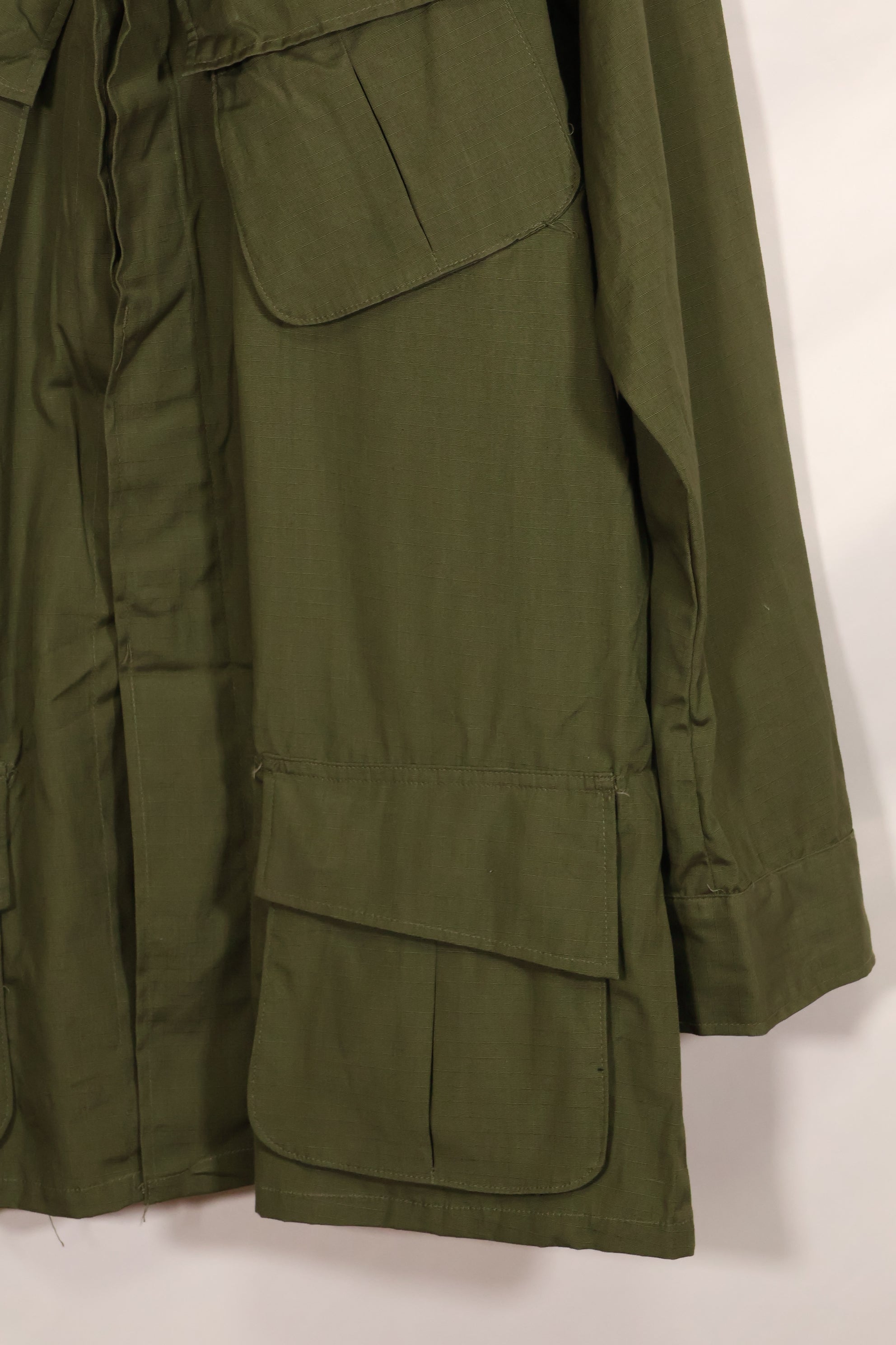 実物　L-L デッドストック　1969年製　4th Model ジャングルファティーグ　ジャケット R