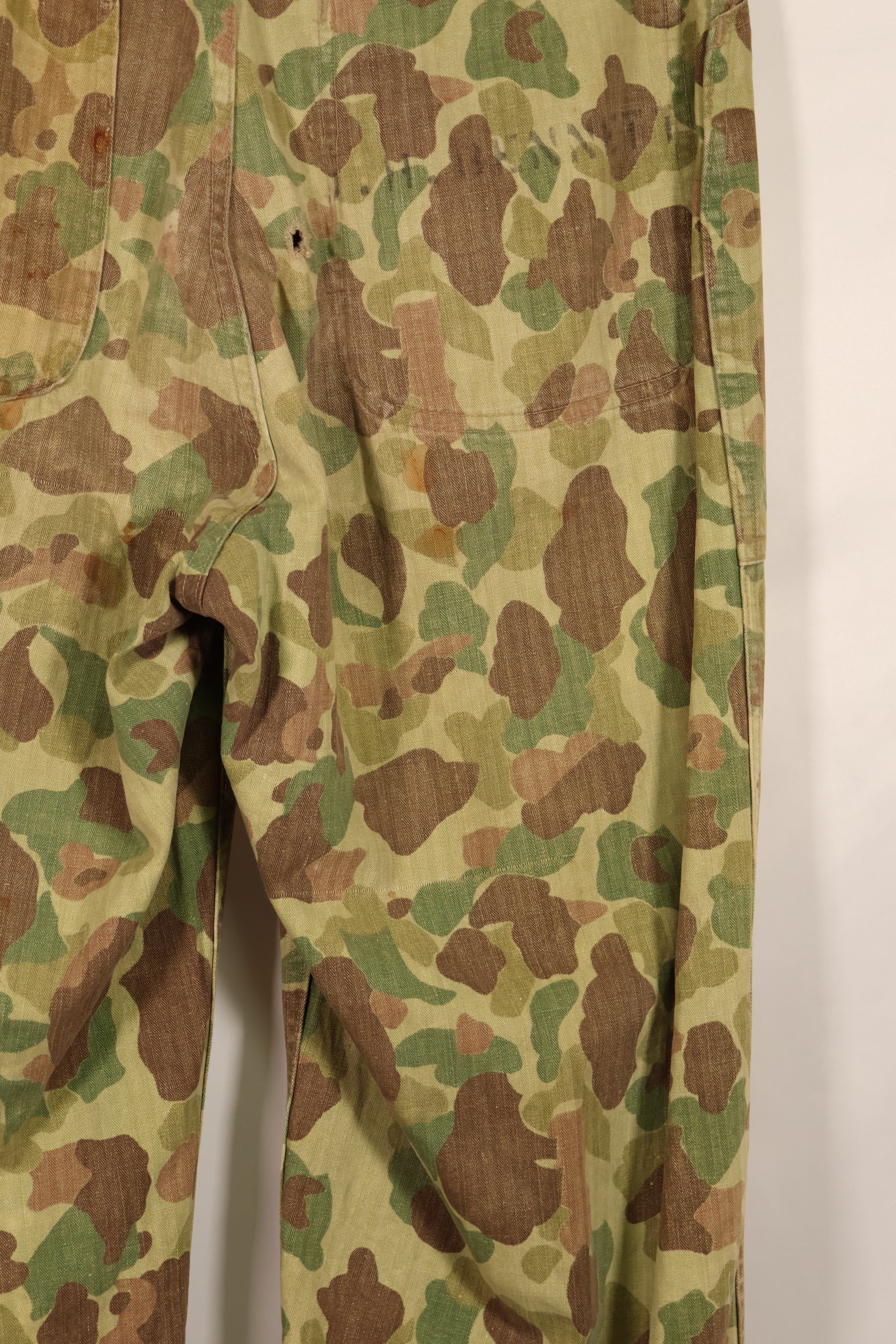 実物　WWII アメリカ海兵隊　P42　HBT　フロッグスキン迷彩　退色あり　中古品