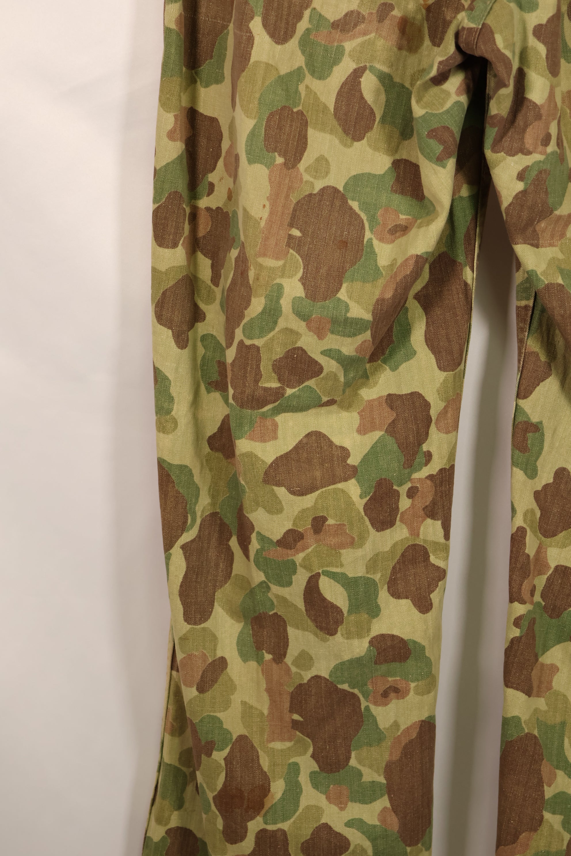 実物　WWII アメリカ海兵隊　P42　HBT　フロッグスキン迷彩　退色あり　中古品